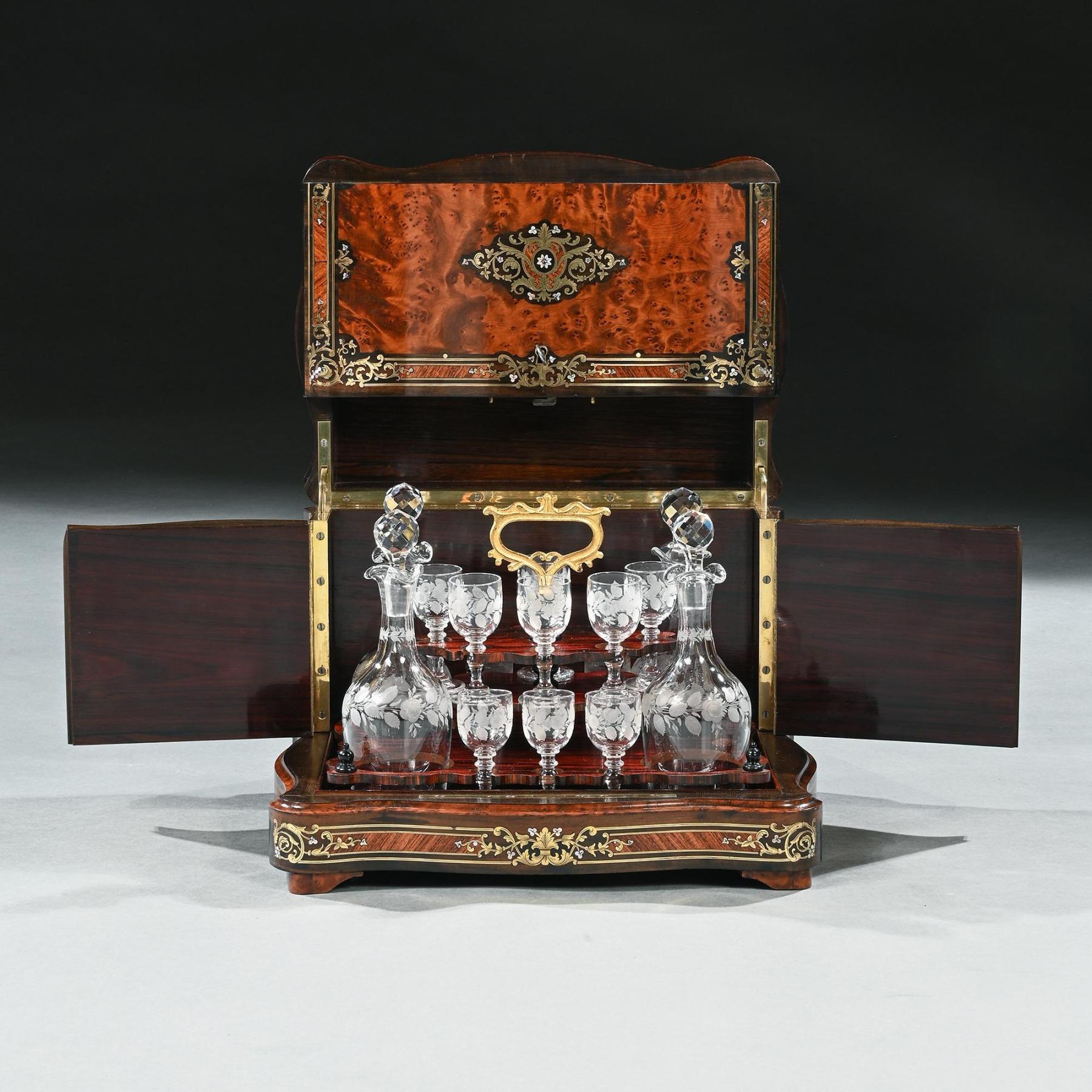 French Thuya And Brass Inlaid Serpentine Cave A Liqueur Or Tantalus Box For Sale 2