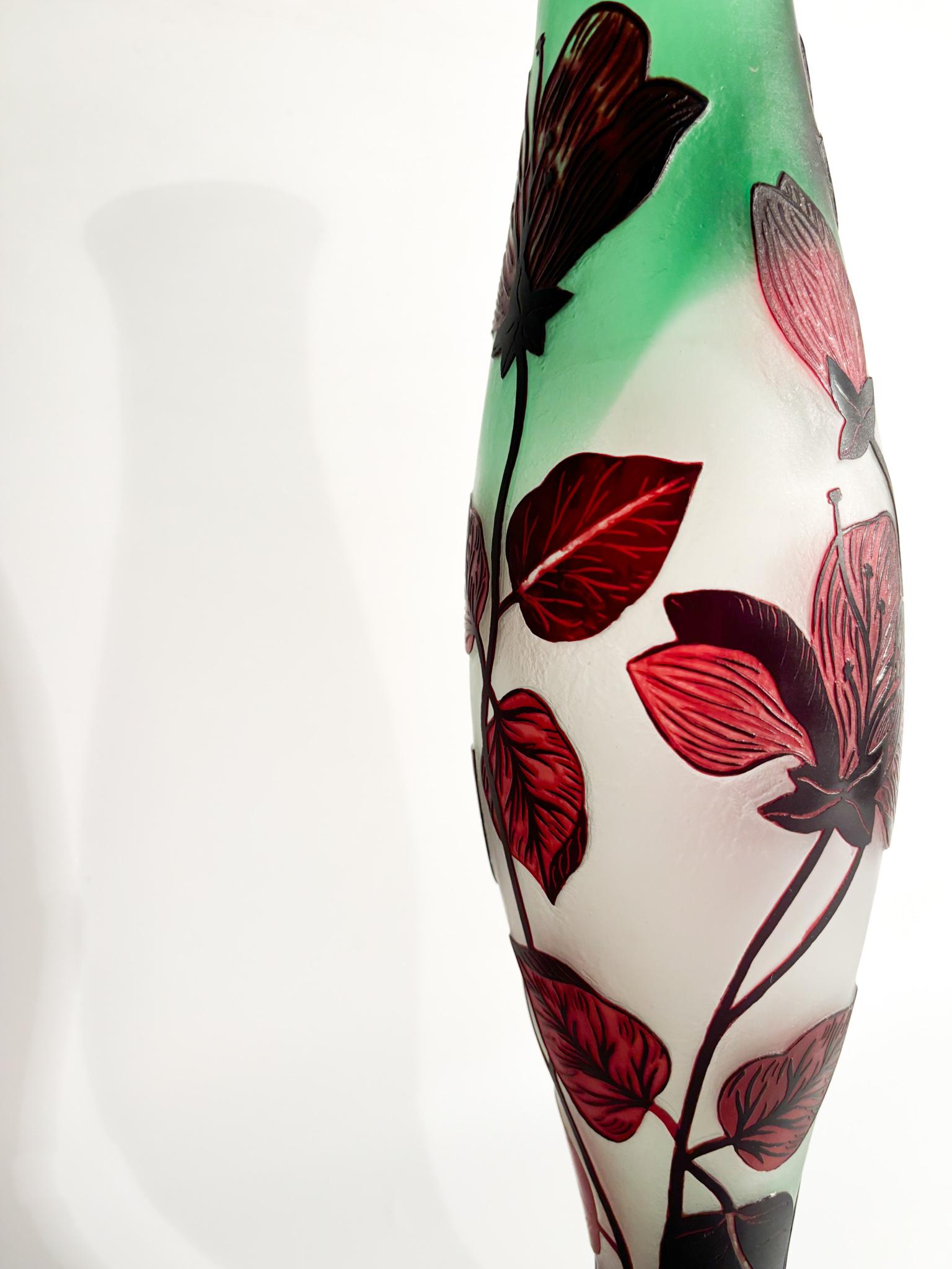 Vase en verre Tip-Gallé à motif de feuilles des années 1960 3
