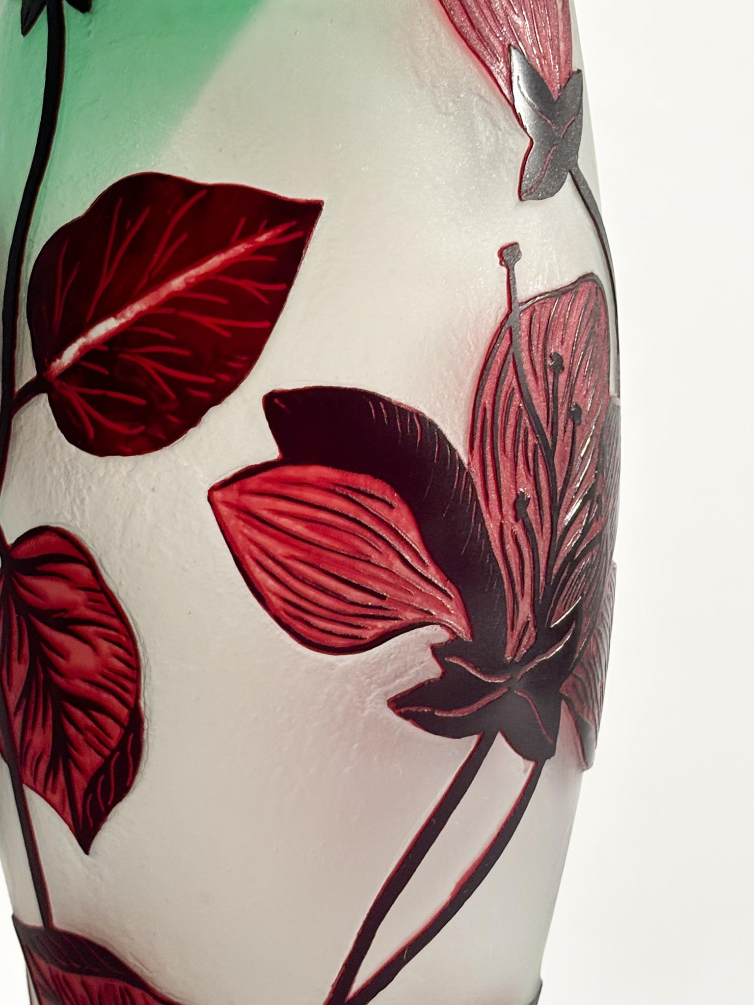 Vase en verre Tip-Gallé à motif de feuilles des années 1960 5