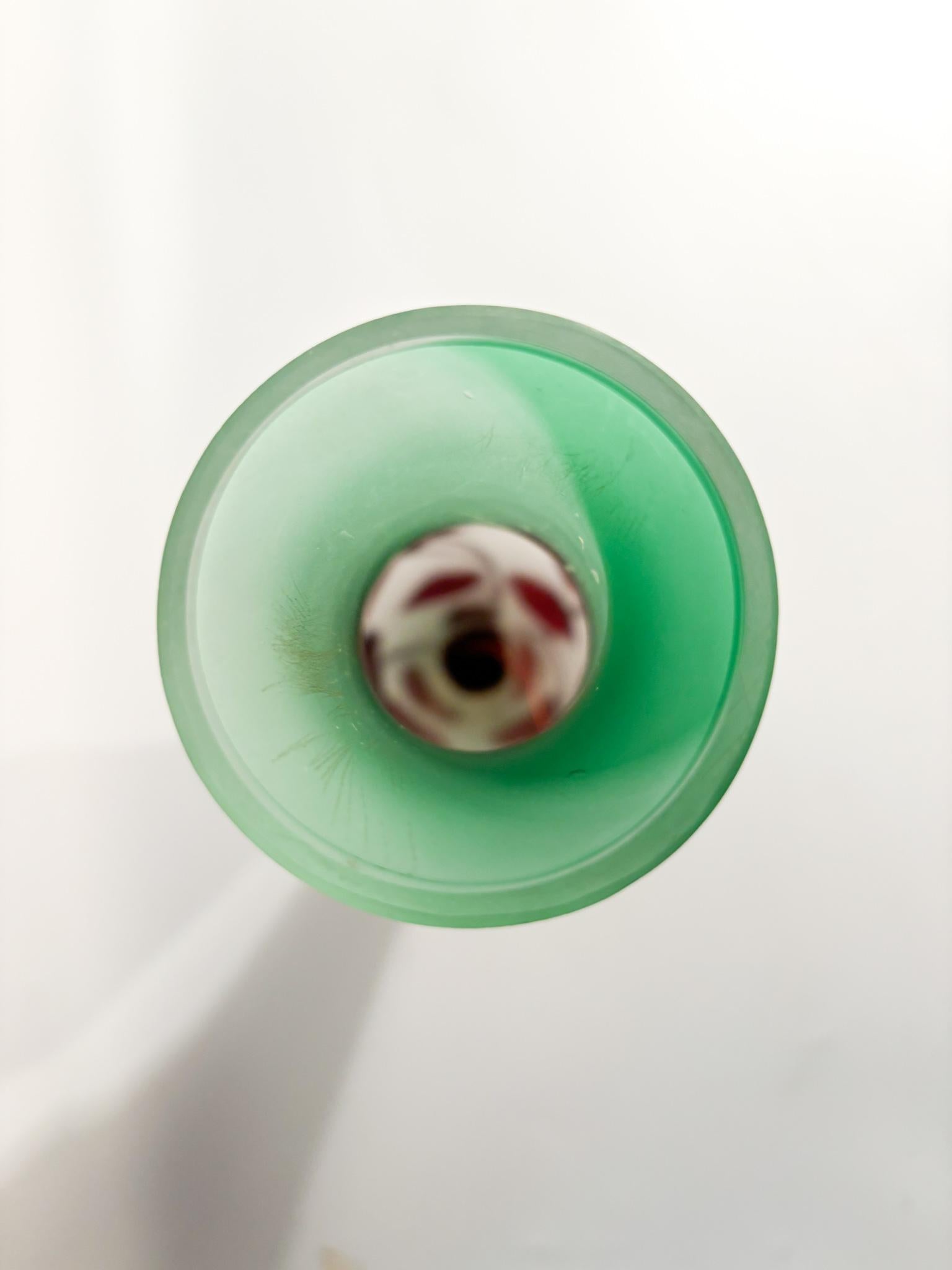 Vase en verre Tip-Gallé à motif de feuilles des années 1960 7