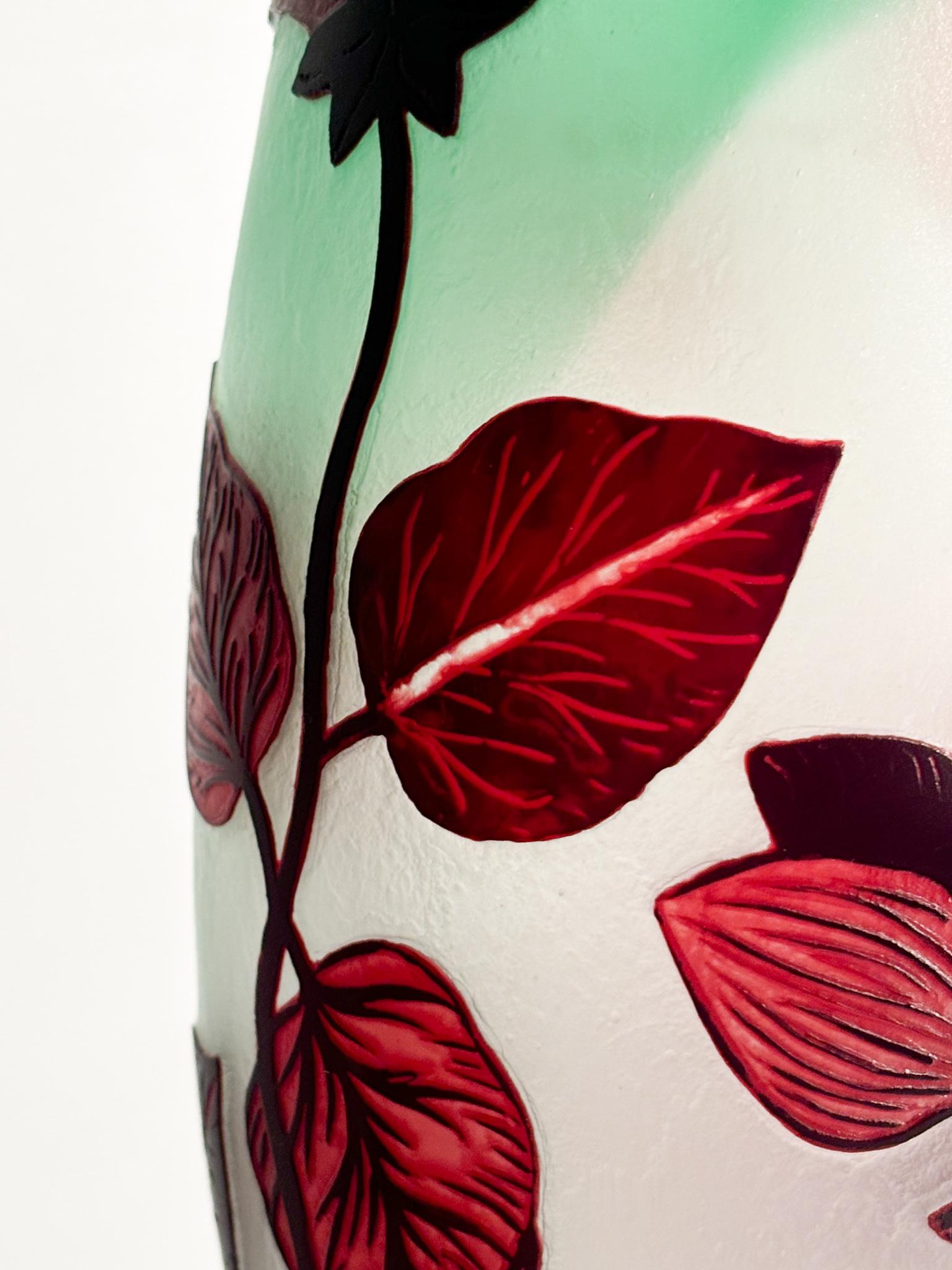 Vase en verre Tip-Gallé à motif de feuilles des années 1960 2
