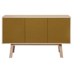Credenza francese a 3 ante laccata foglia di tabacco, del designer Eric Gizard Paris
