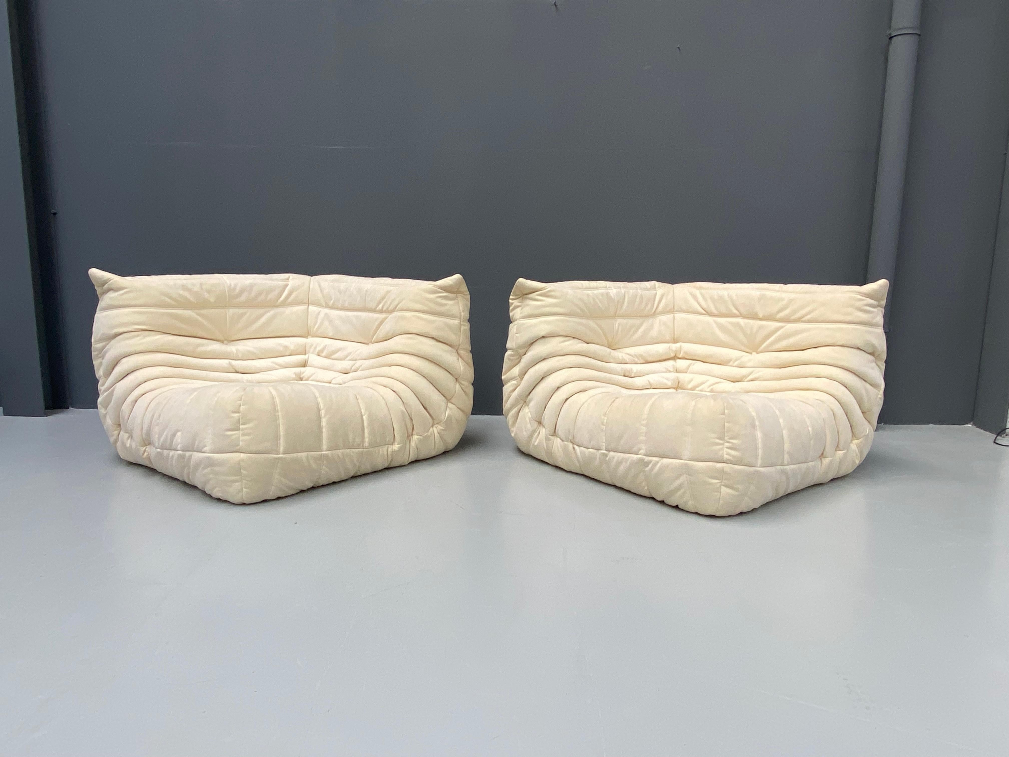 French Togo Arm Chairs in Alcantara Eggshell by Michel Ducaroy for Ligne Roset. 4