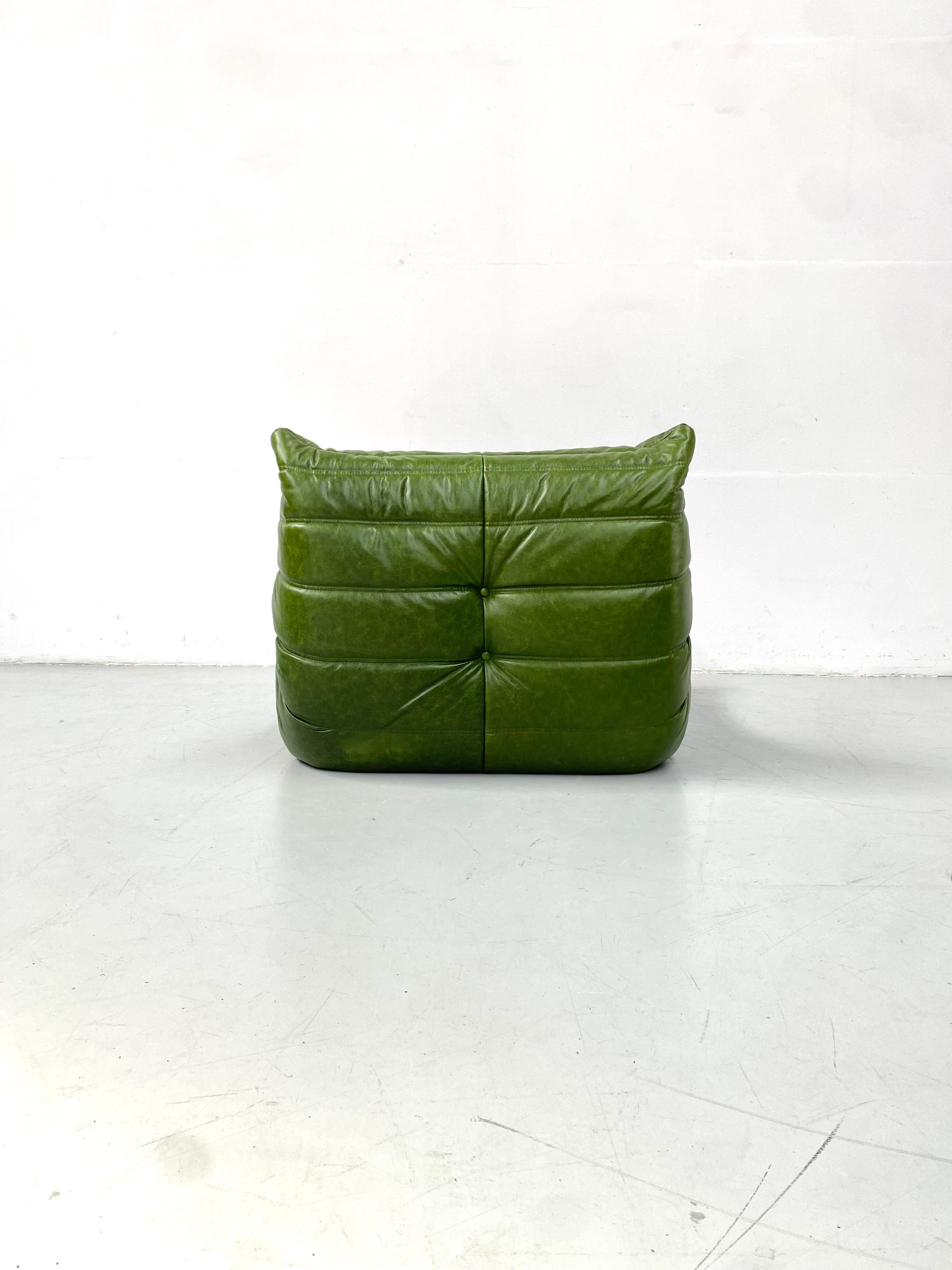 French Togo Chair in Green Leather by Michel Ducaroy for Ligne Roset, 1974. For Sale 4