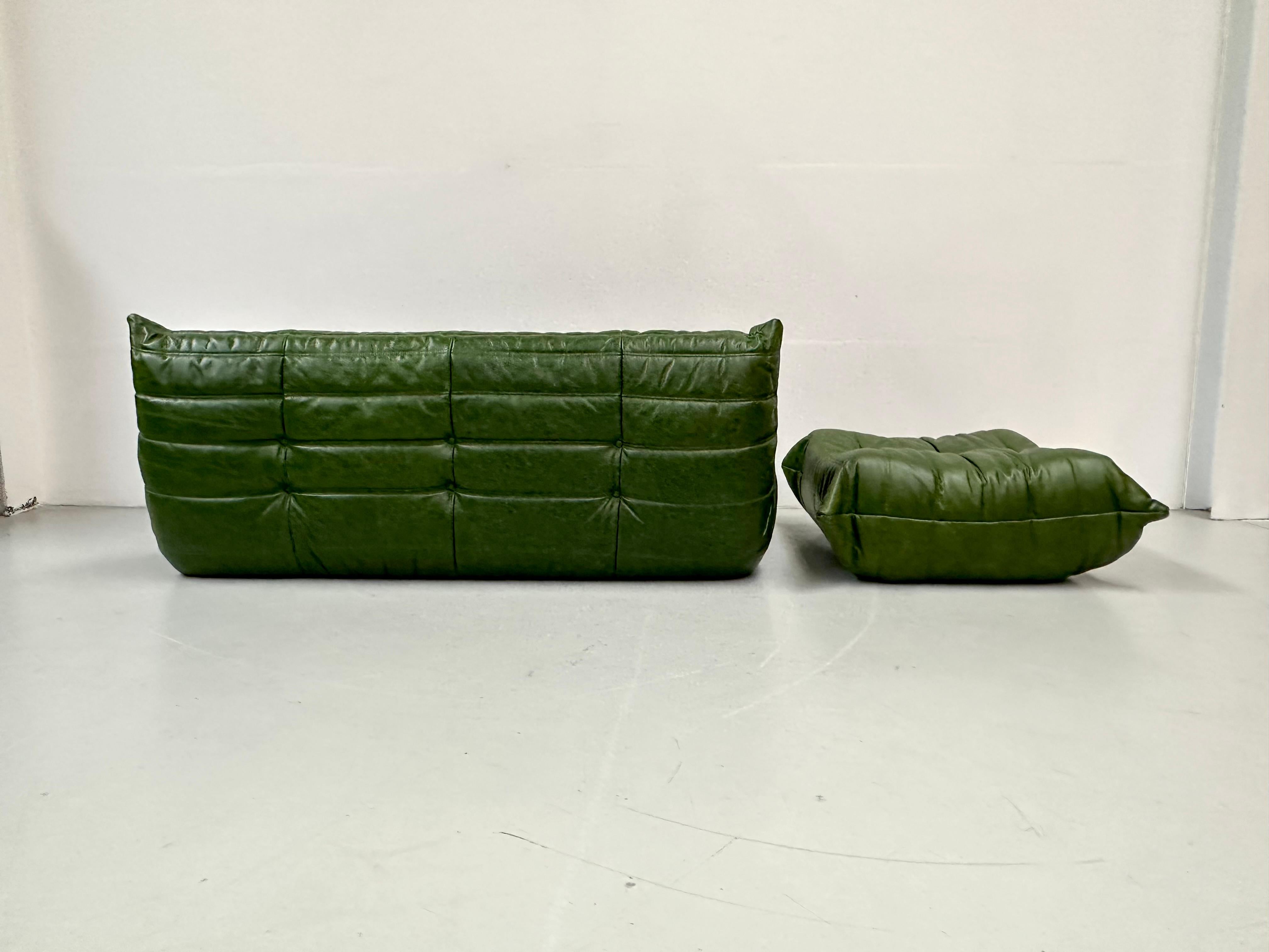 French Togo Sofa with Ottoman in Green Leather by M.Ducaroy for Ligne Roset. 6