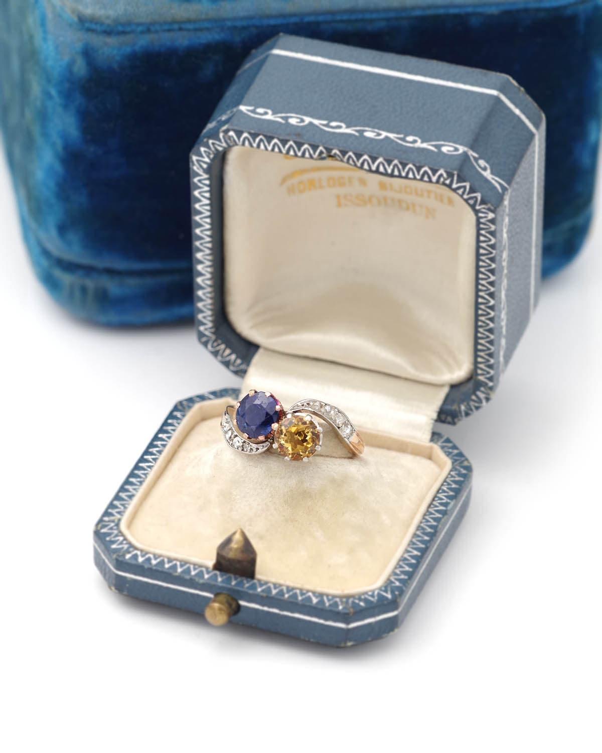 French Toi et Moi sapphire and citrine ring, natural sapphire: 0.90 ct For Sale 2