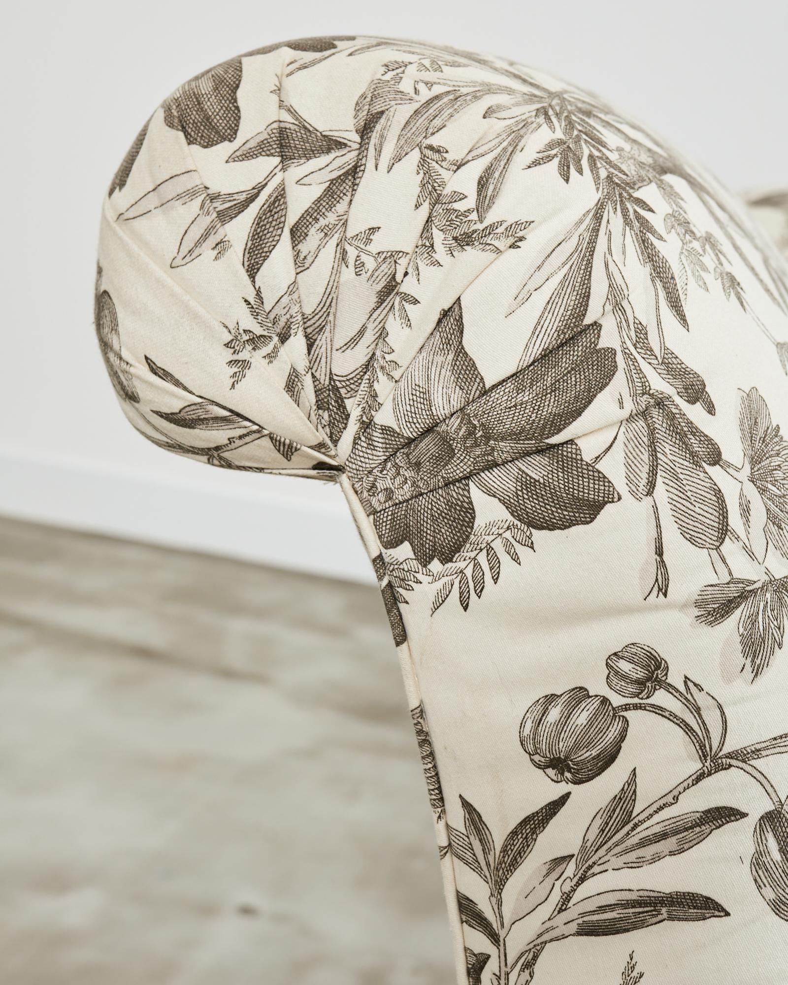 20th Century French Toile de Jouy Flora and Fauna Upholstered Daybed Chaise