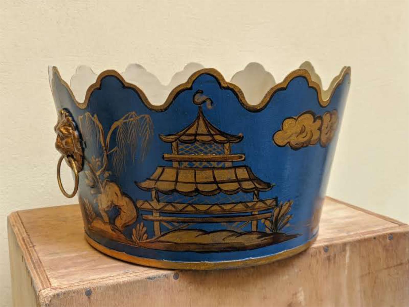 Französischer Übertopf aus Zinn von Gherardo Degli Albizzi (Gemalt) im Angebot