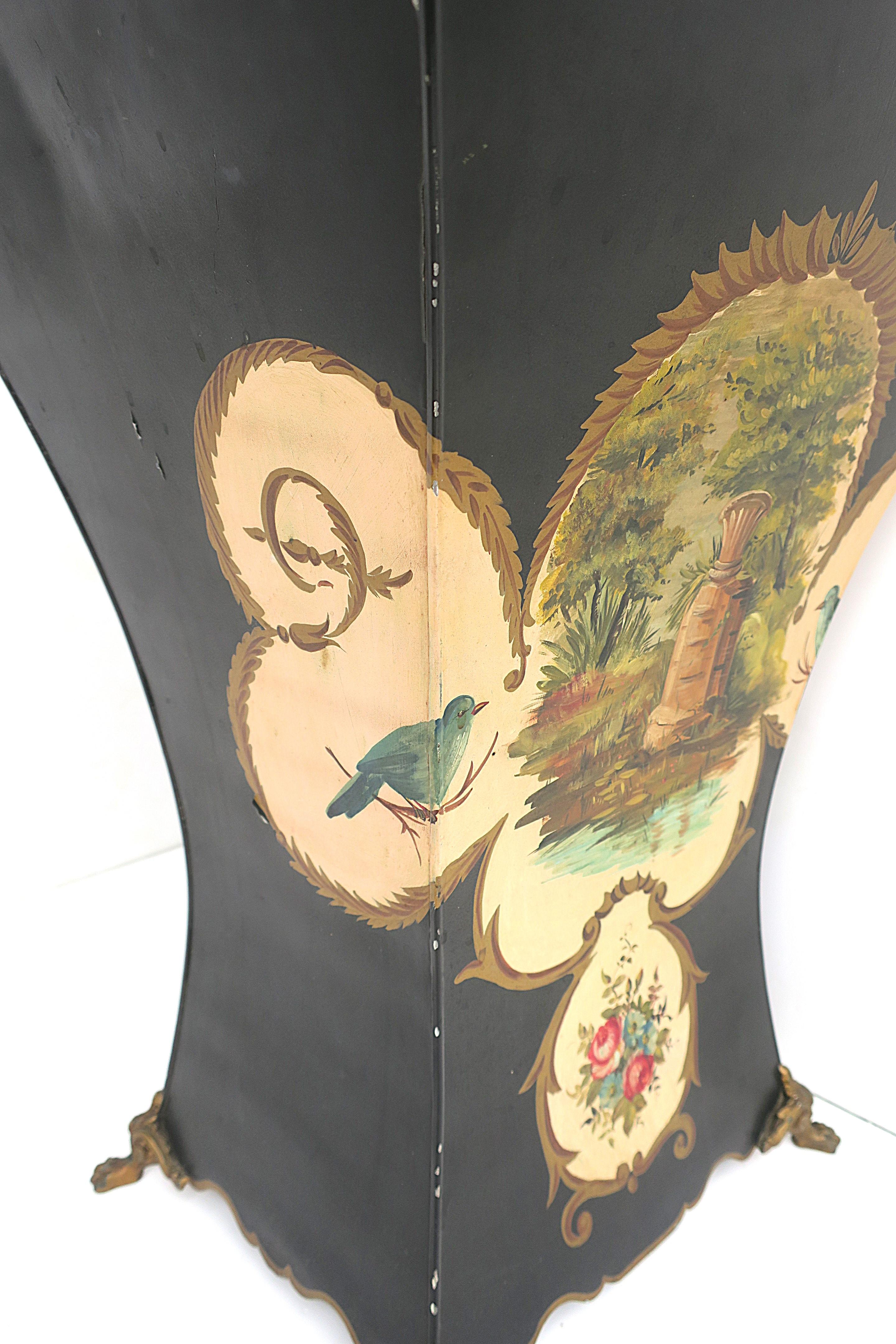 Tole Cachepot Stand Umbrella Bord festonné Pieds de lion, Large en vente 5
