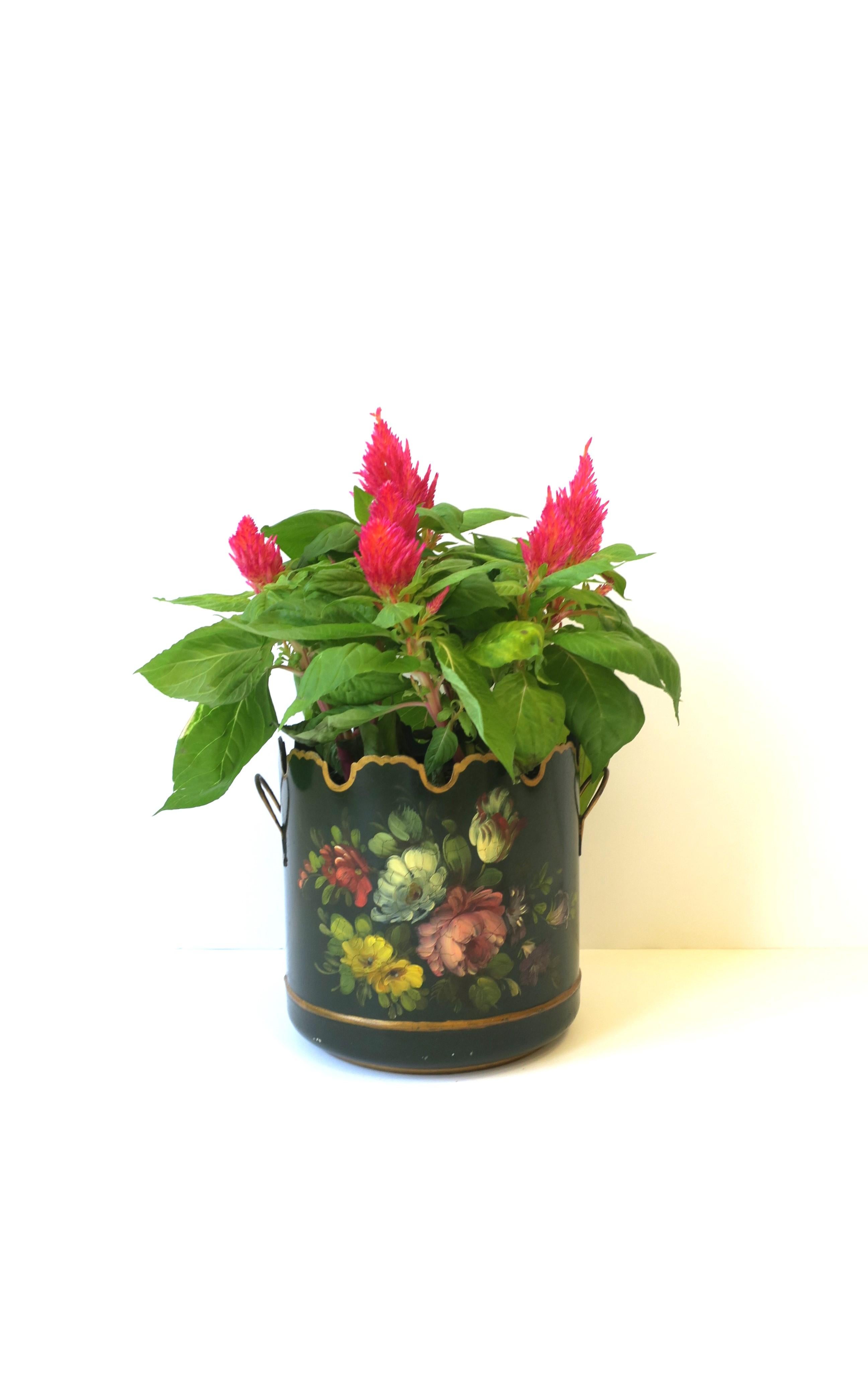 Hand-Painted French Planter Jardinière Cachepot Scalloped Edge, 20th c France For Sale