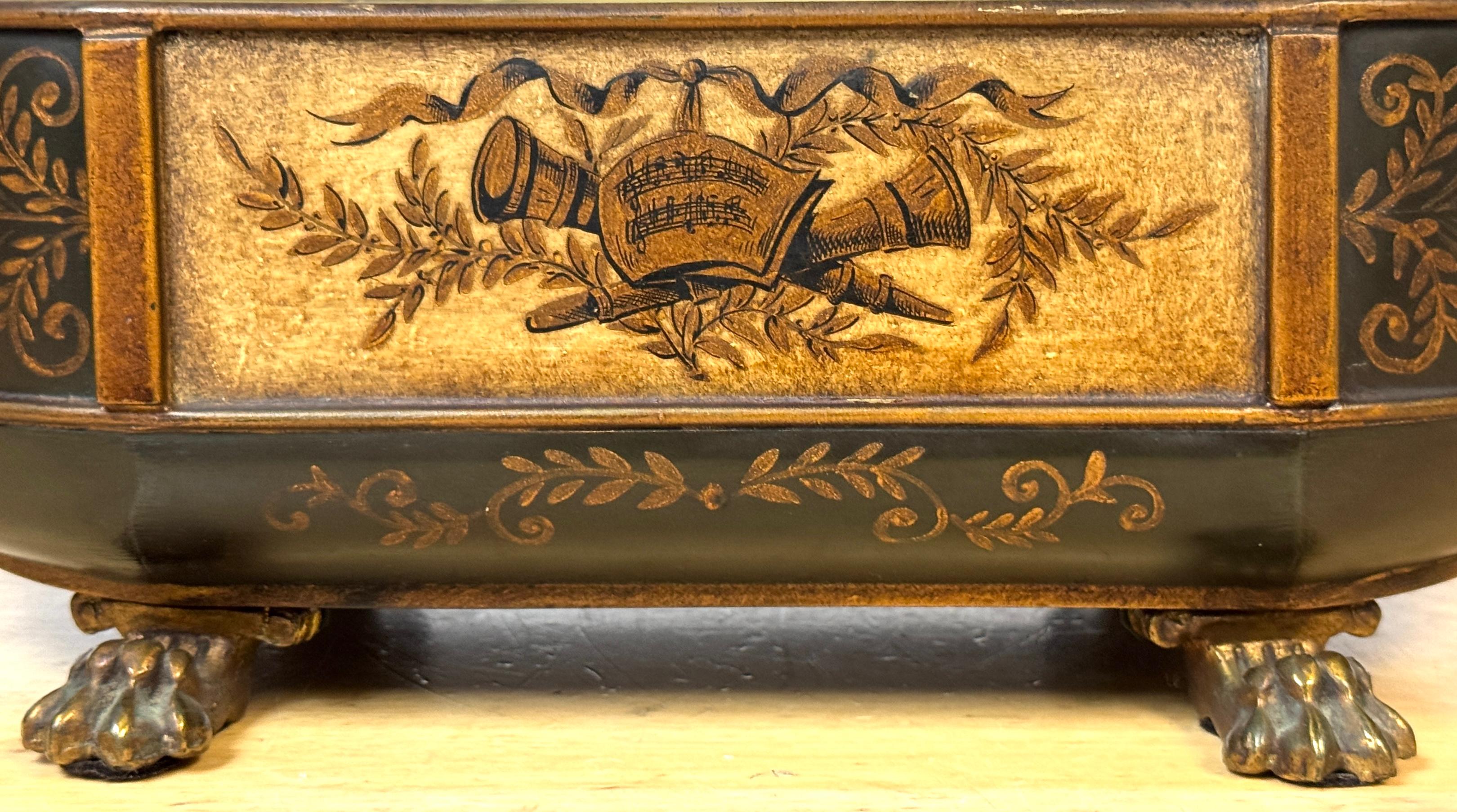 Tolo francese Luigi XVI  Fioriera policroma in stile neoclassico, Plummer Ltd, NY in vendita 3