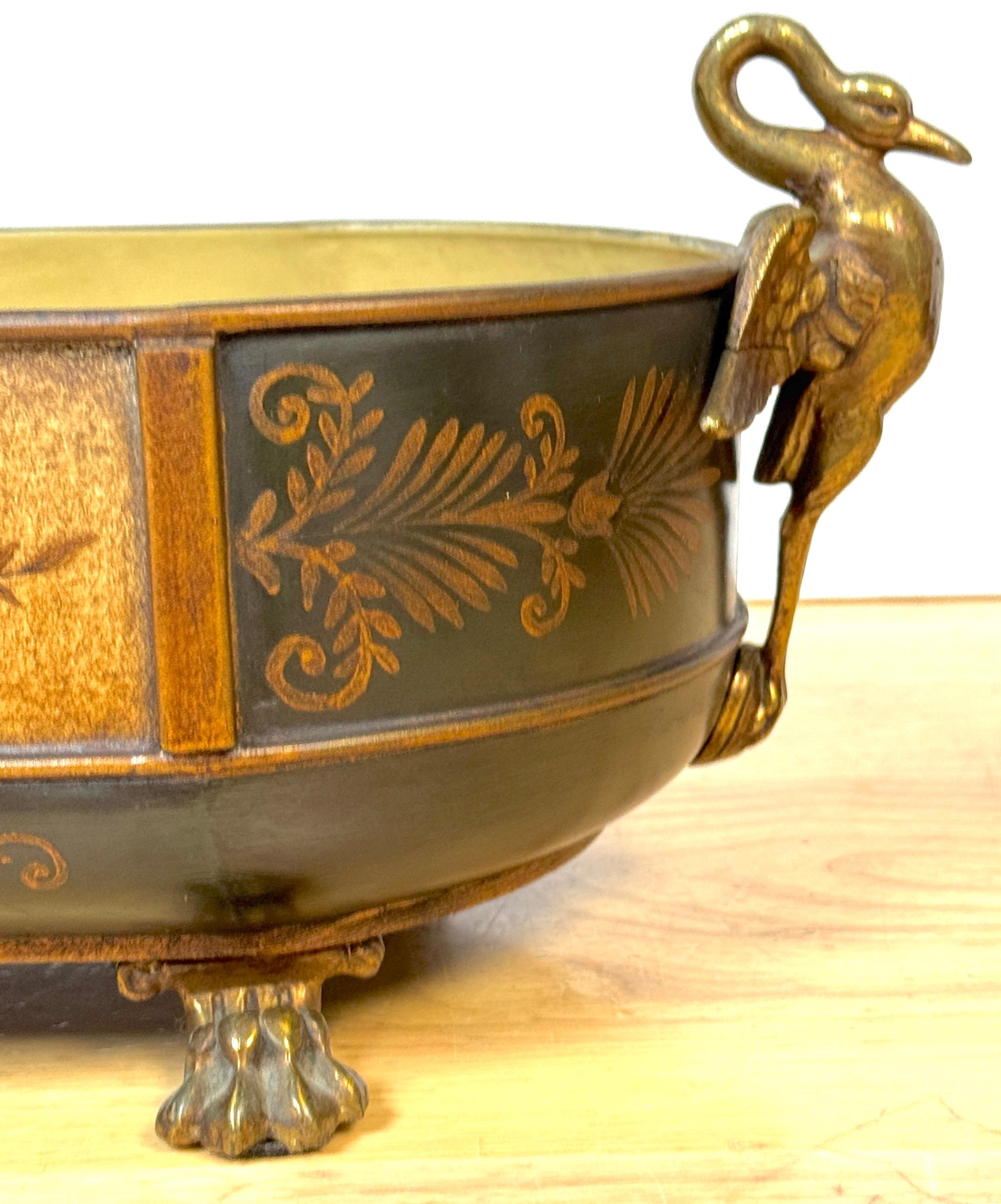 Tolo francese Luigi XVI  Fioriera policroma in stile neoclassico, Plummer Ltd, NY in vendita 4