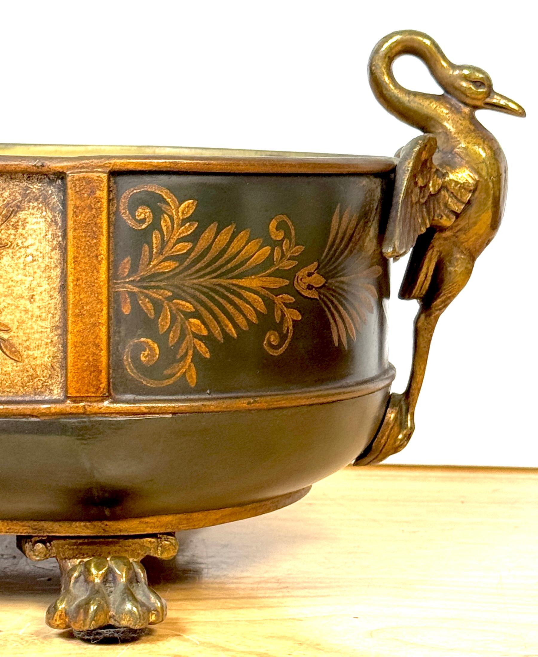 Francese Tolo francese Luigi XVI  Fioriera policroma in stile neoclassico, Plummer Ltd, NY in vendita