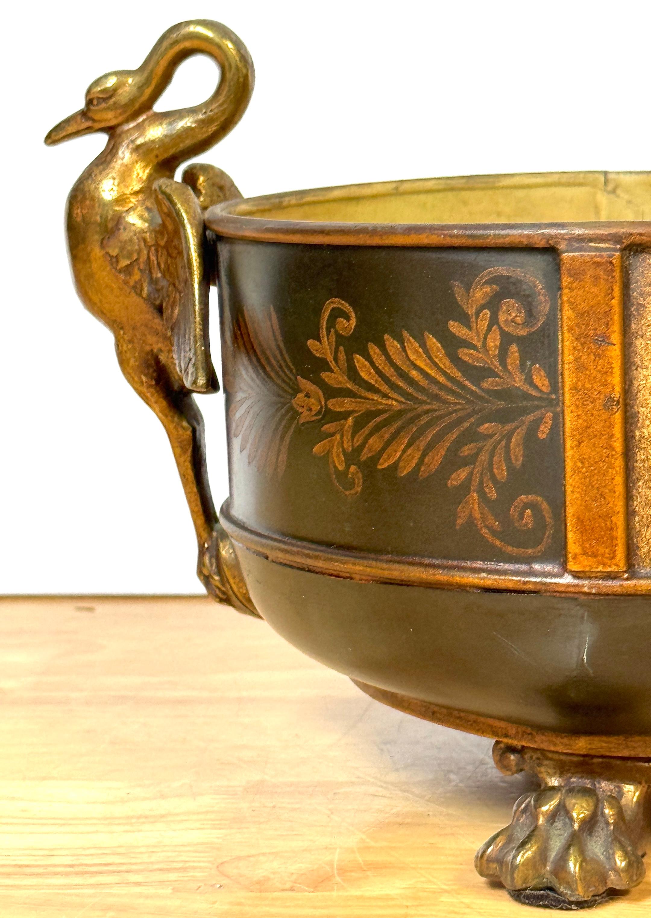 XX secolo Tolo francese Luigi XVI  Fioriera policroma in stile neoclassico, Plummer Ltd, NY in vendita
