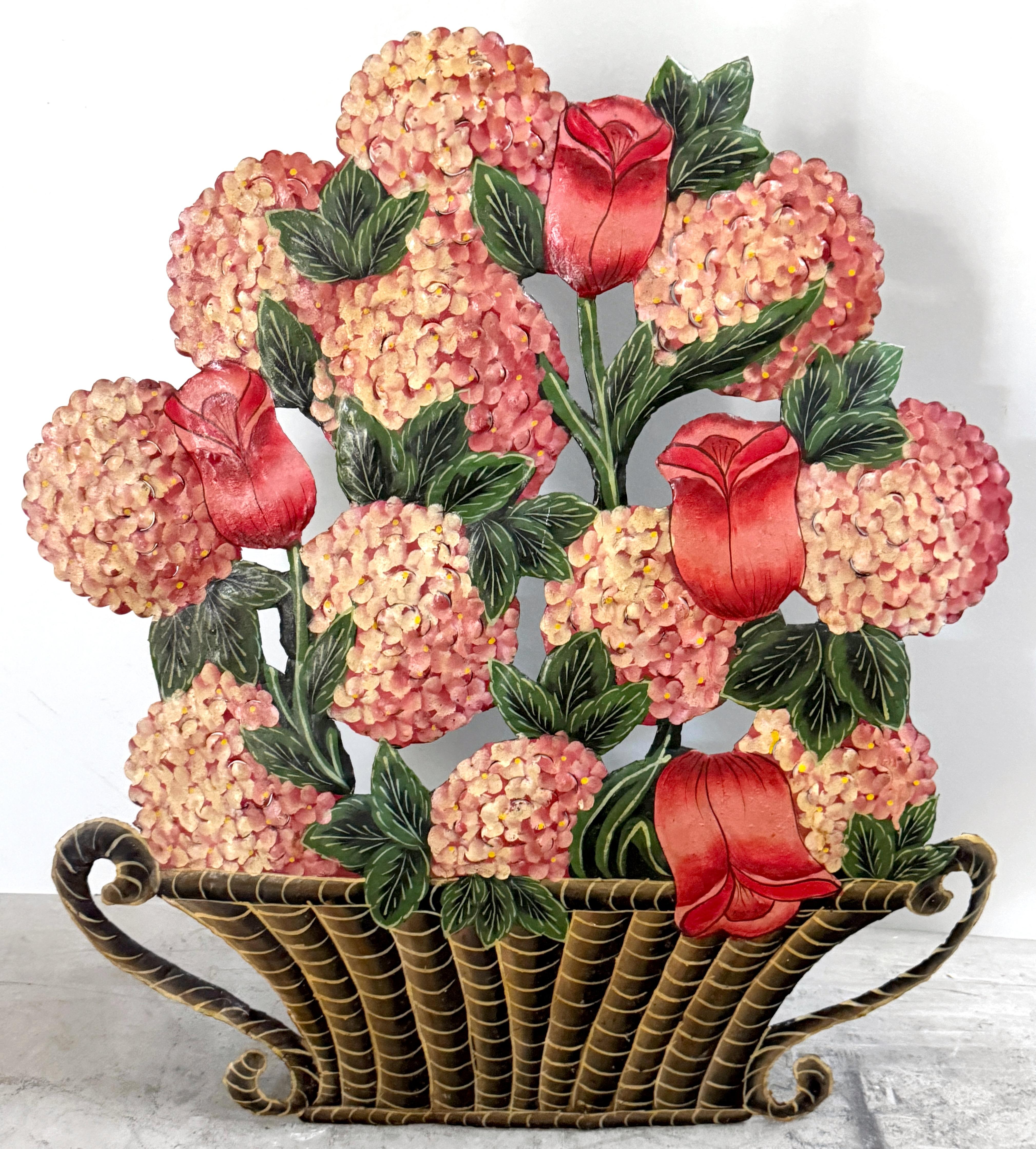 Französisches Schnullerbrett mit Blumenbemalung - Korb mit Tulpen und Hortensien, 20. im Angebot 4