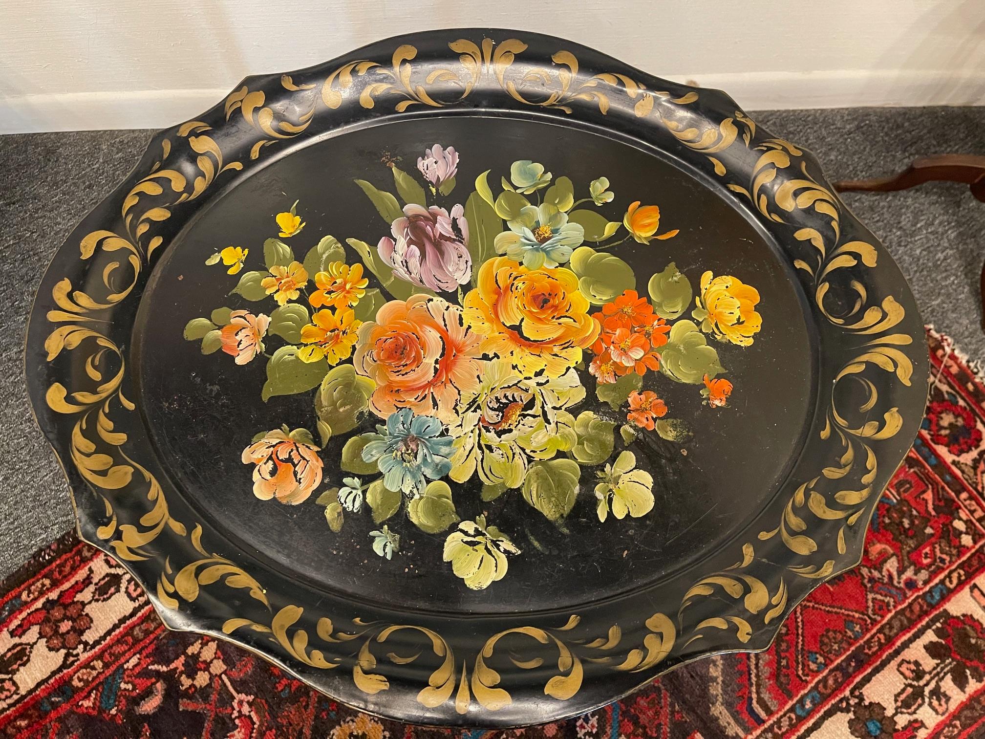 French Tole Tray Table with Flower Design, 19th Century For Sale 3