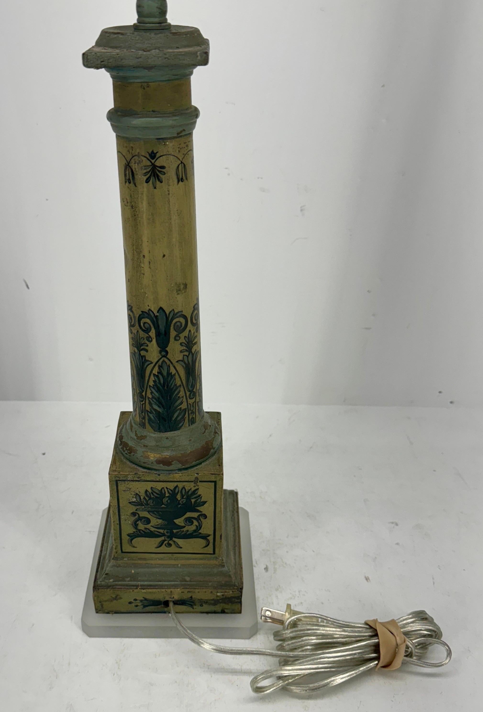 French Toleware Converted Oil Lamp, Circa 1875 For Sale 3