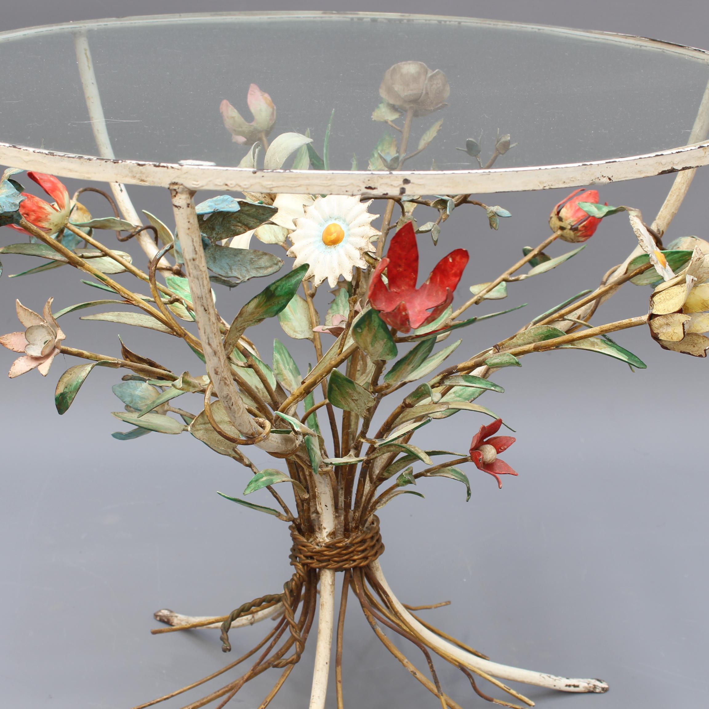 French Tôleware Side Table with Flower Bouquet Motif 'circa 1950s' 2