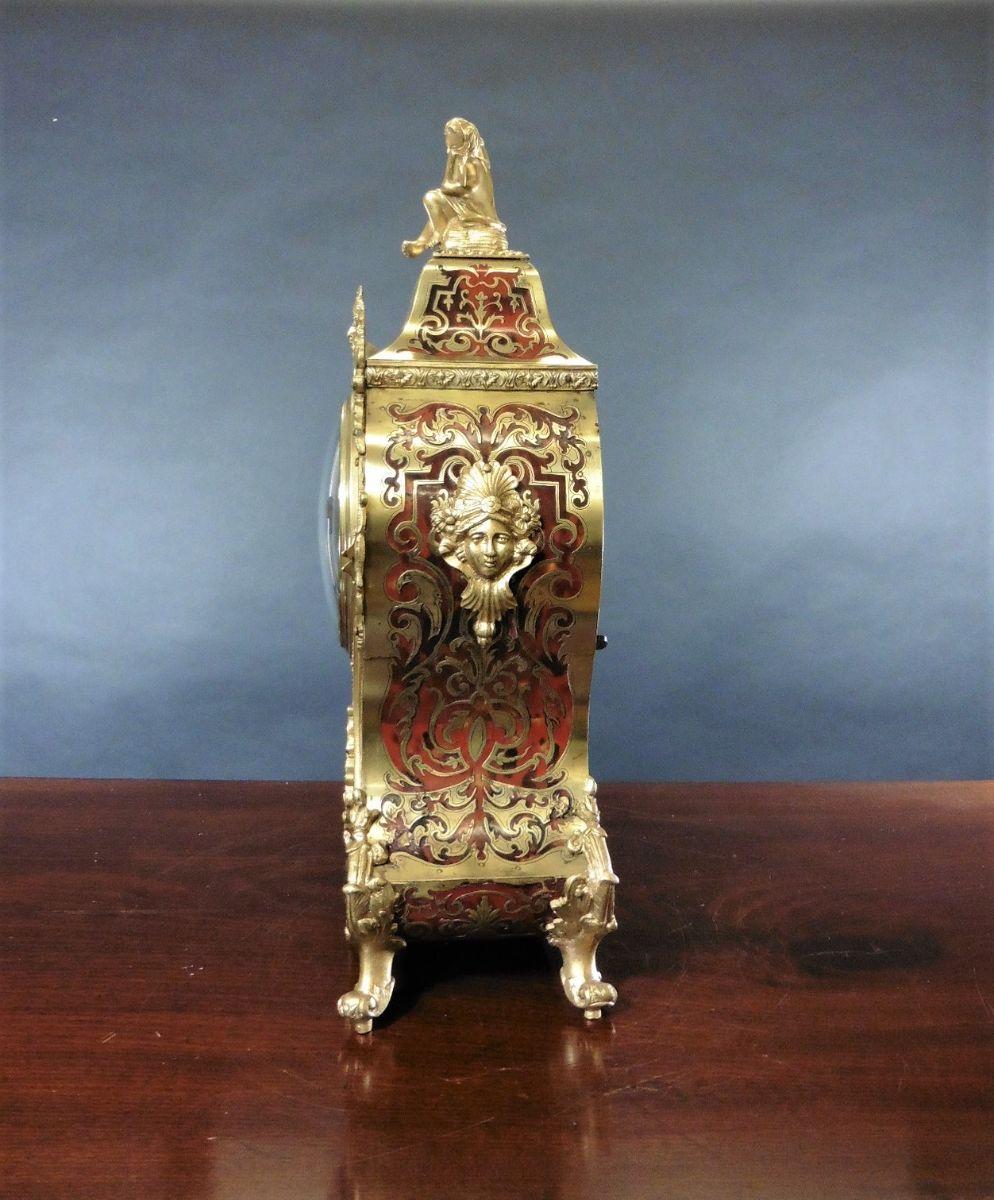 Français Horloge Boulle en écaille de tortue française, vers 1860 en vente