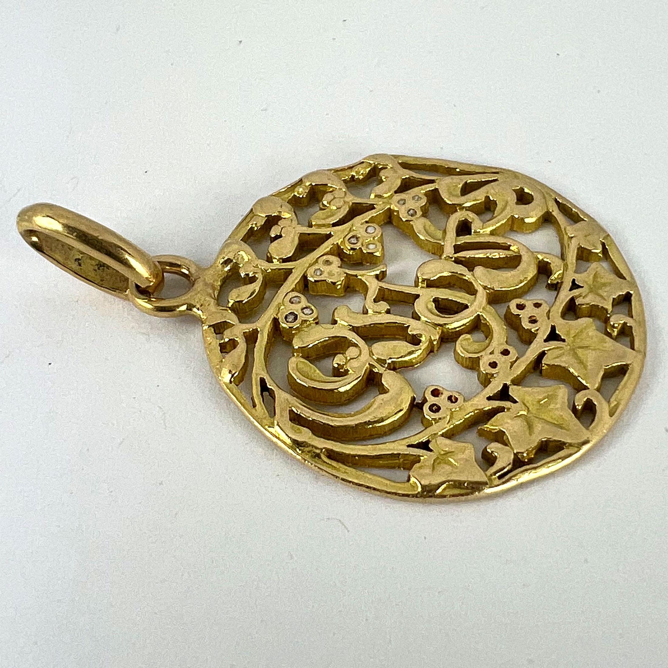 French Toujours Love Mistletoe Ivy 18K Yellow Gold Charm Pendant 11