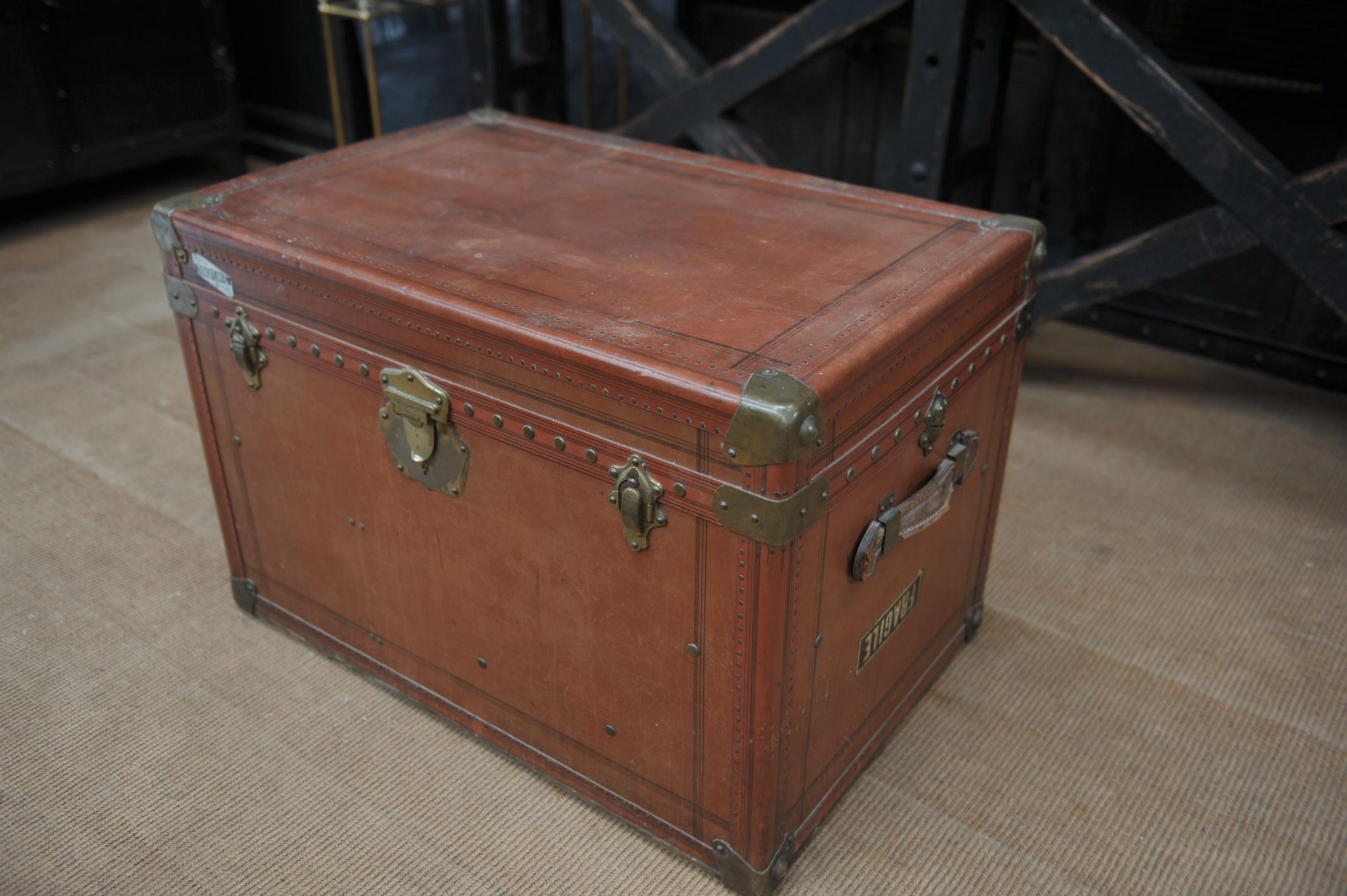 Early 20th Century French Transatlantic Paris Traveling Trunk with 2 Inside Compartment, circa 1920 For Sale