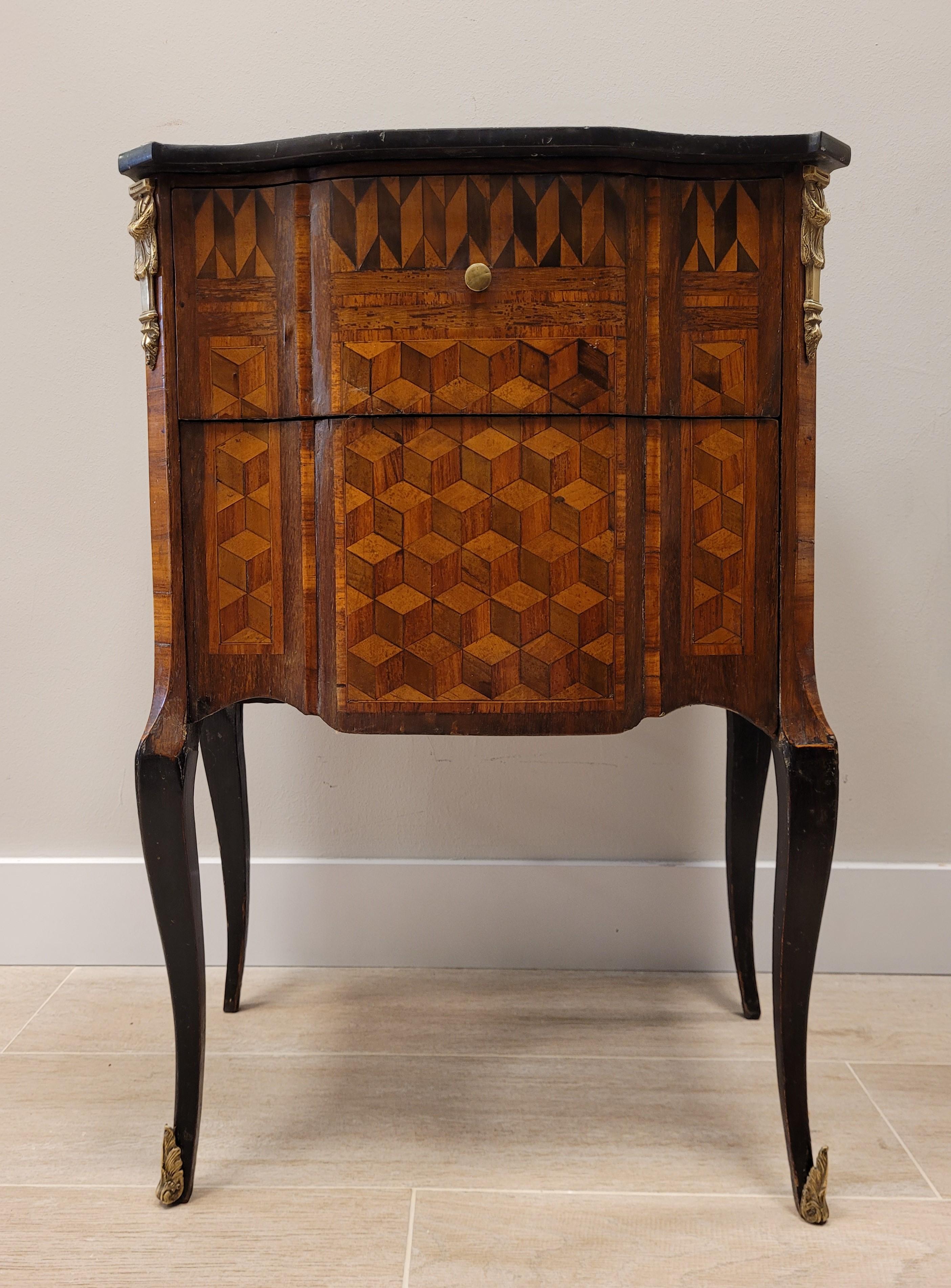 French Luis XVI Commode , Sidetable , wood marquetry , marble In Good Condition In Valladolid, ES