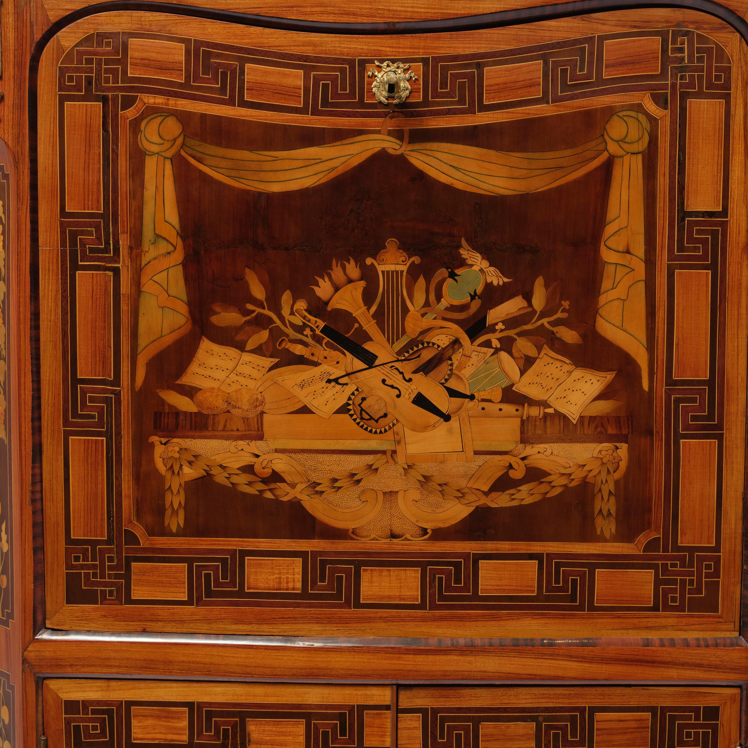 Secretario del periodo de transición francés c. 1760 Jean-Francois Dubut en venta 3