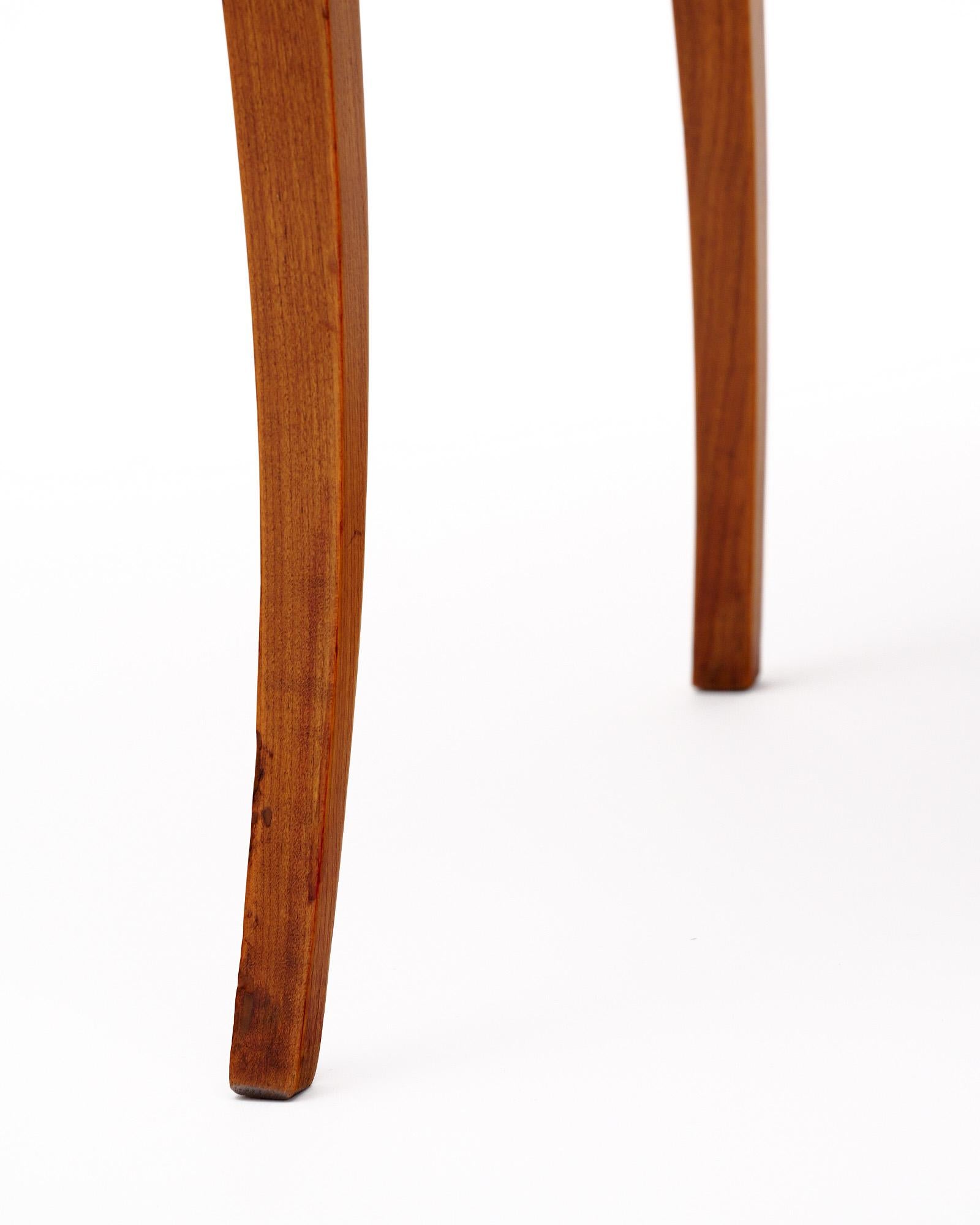 French Transition Period Side Table im Angebot 2