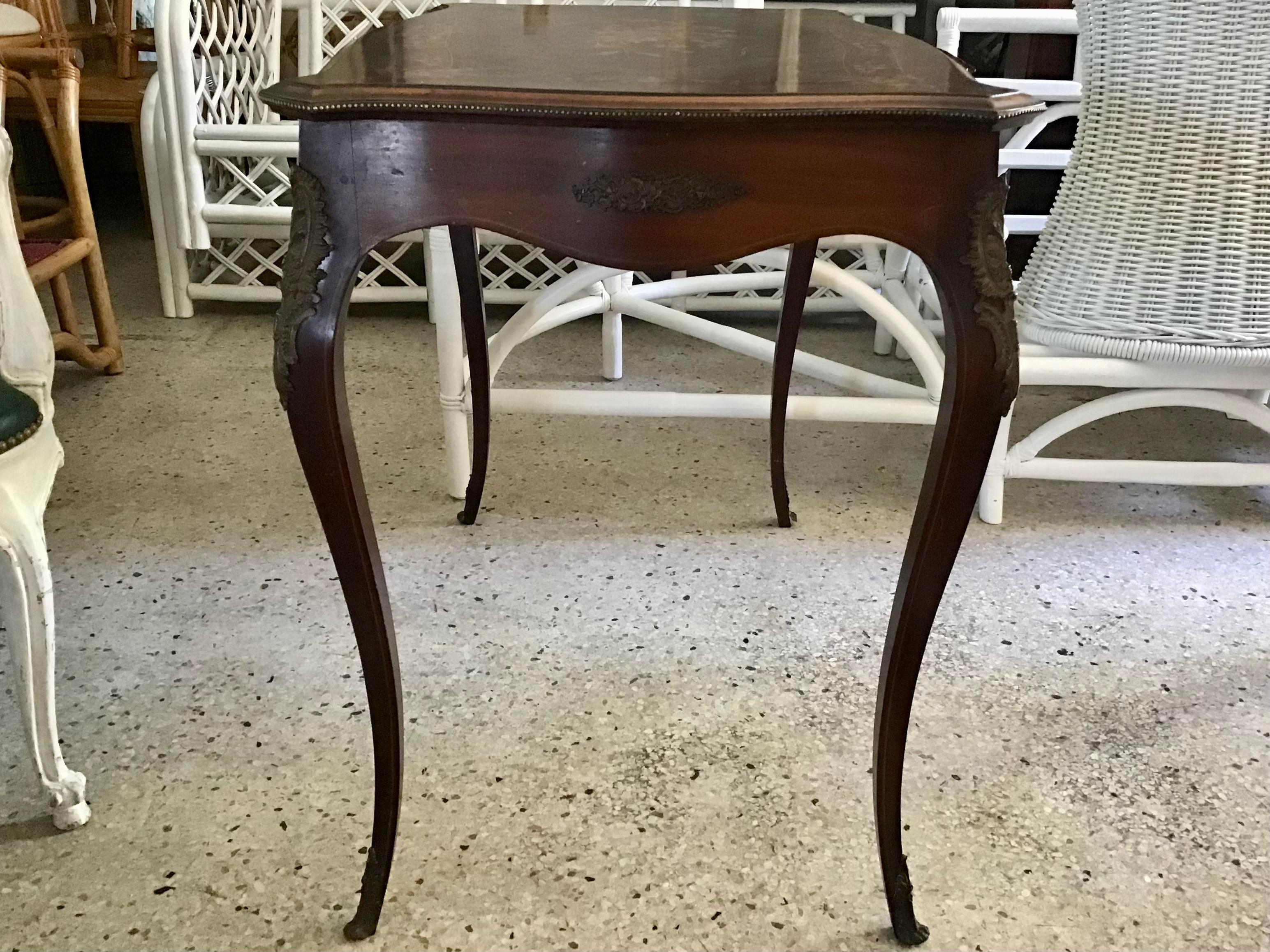 French Transition Rectangular Center Table In Fair Condition For Sale In Los Angeles, CA