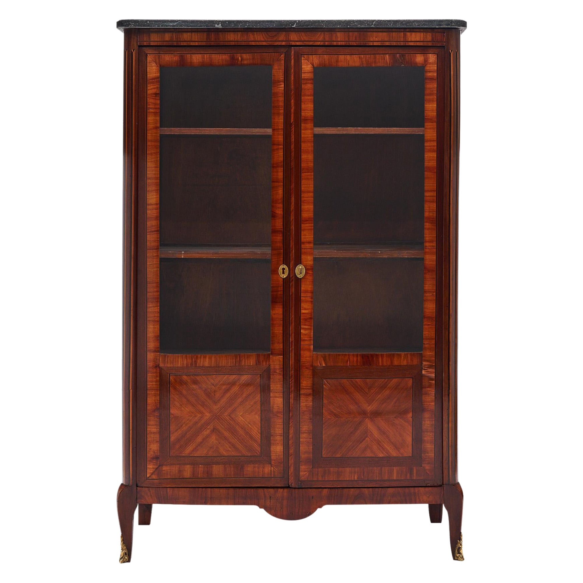 Vitrine française de style transition