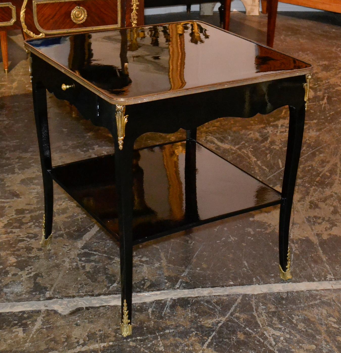 French Transitional Lacquered Side Table In Good Condition In Dallas, TX