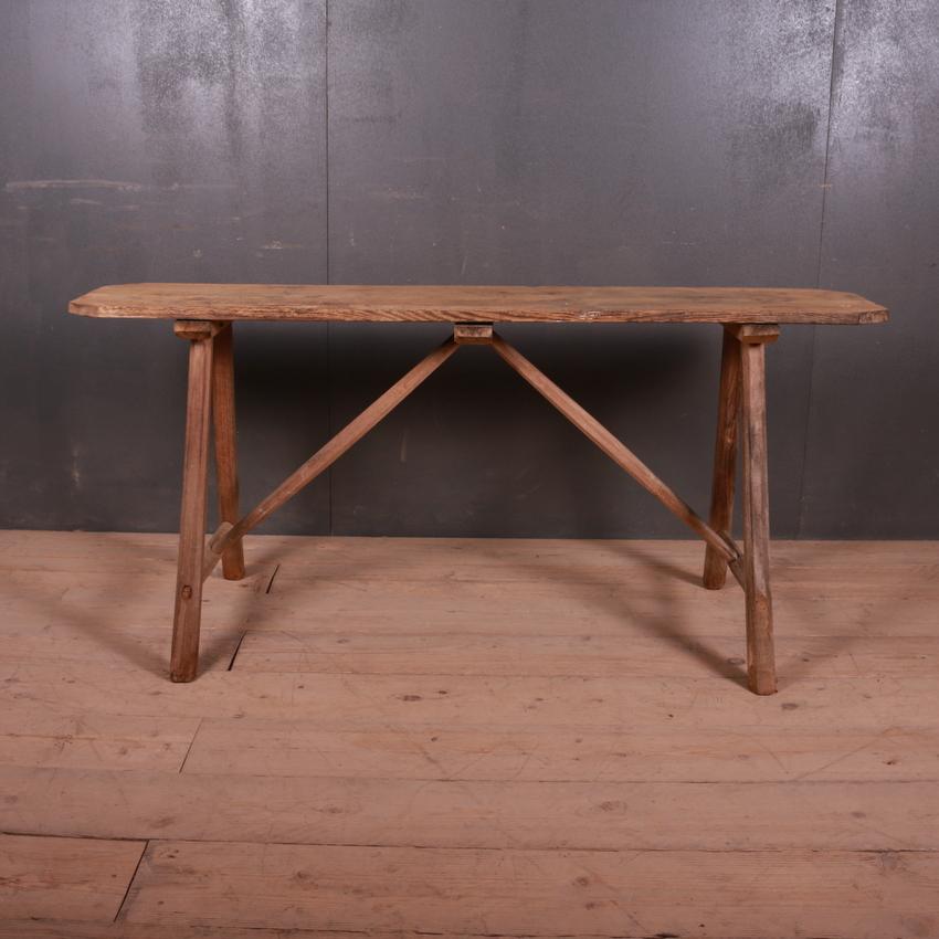 French Trestle Table In Good Condition For Sale In Leamington Spa, Warwickshire