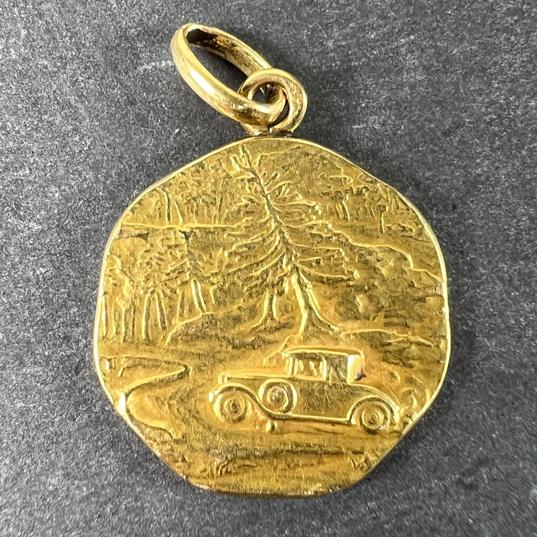 French Tricard Saint Christopher 18K Yellow Gold Charm Pendant Medal In Good Condition In London, GB