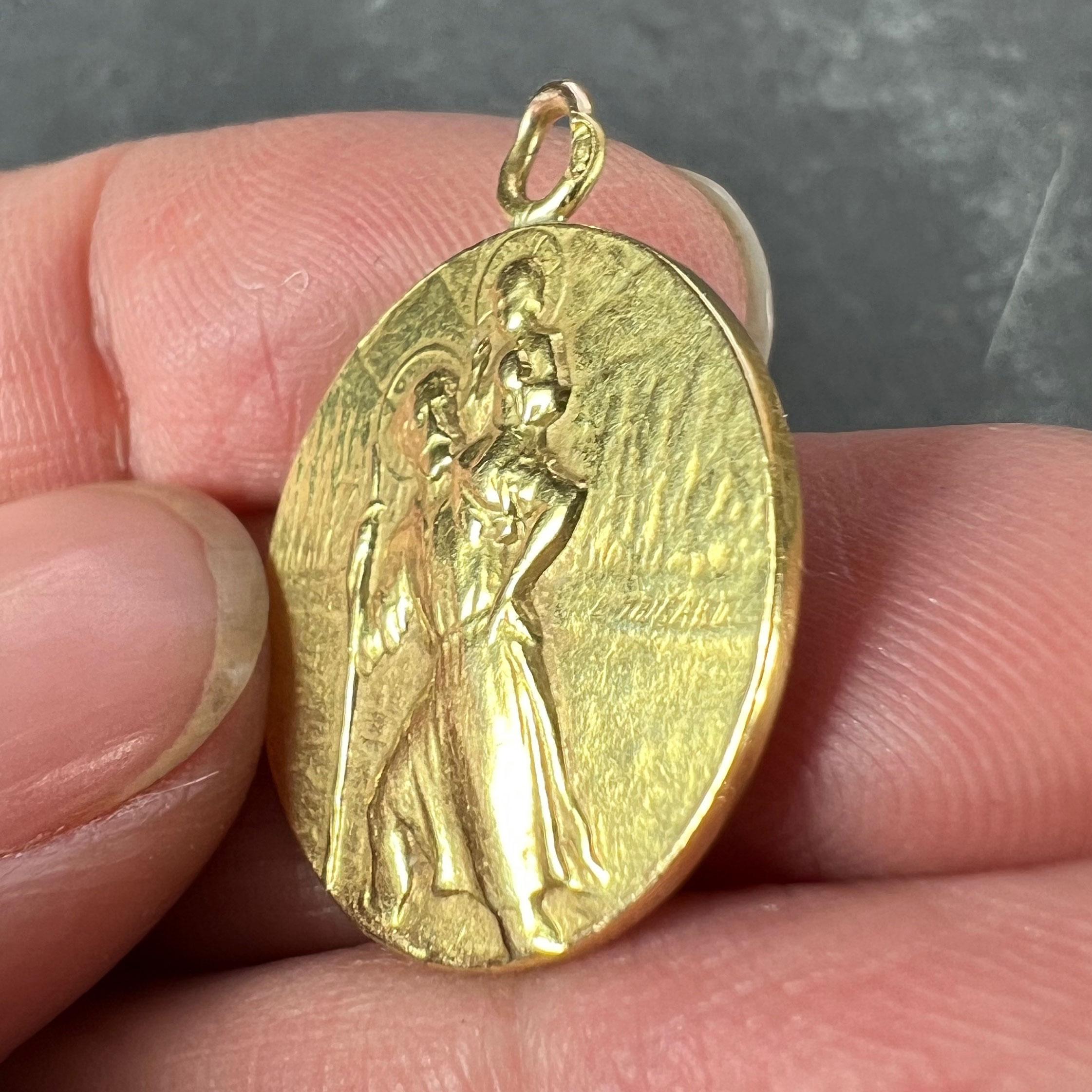 French Tricard St Christopher Tempestate Securitas 18K Yellow Gold Pendant Medal In Good Condition In London, GB