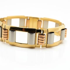 Bracelet tricolore géométrique en or France, Circa 1940s