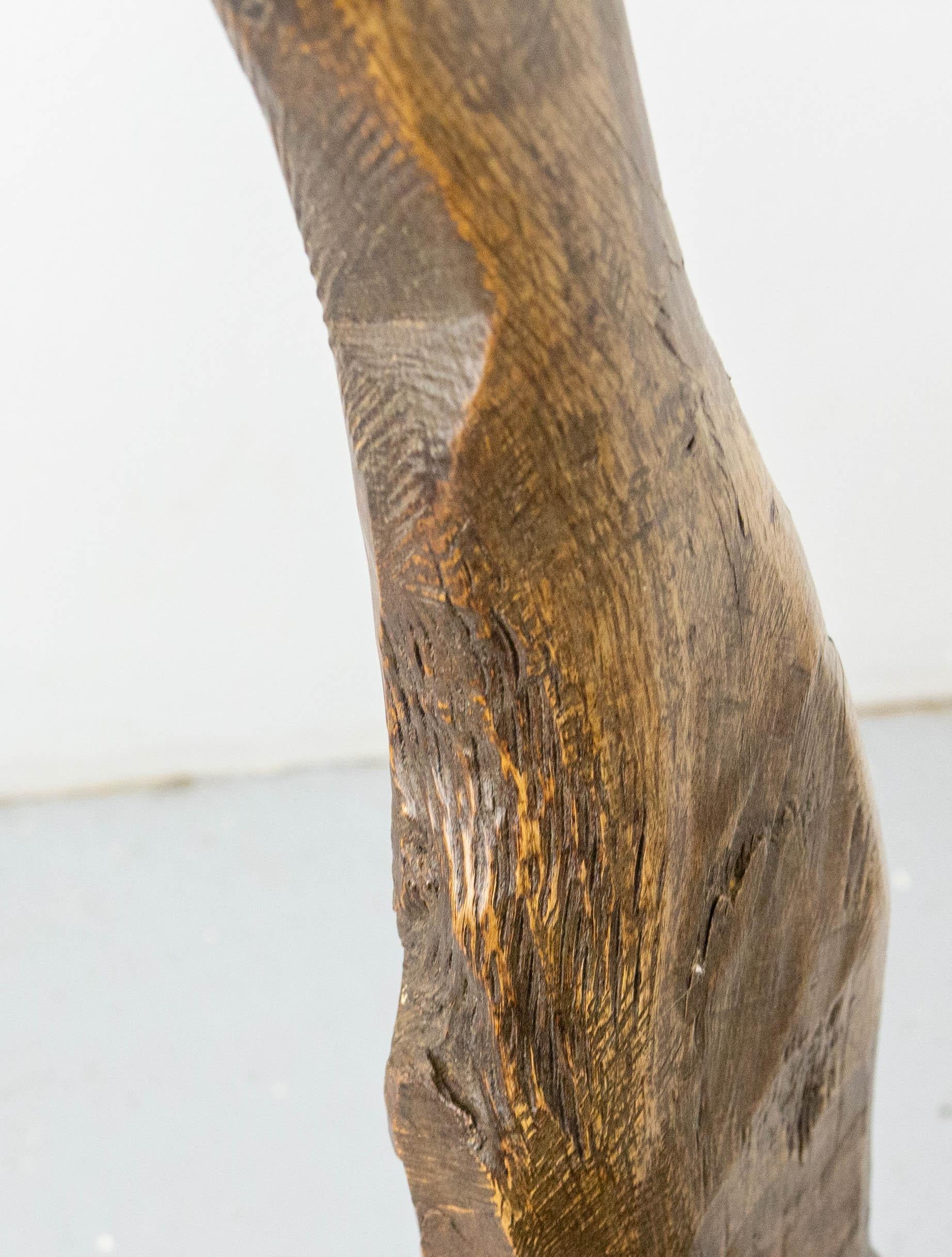 Chaise tripode française à trois pieds en bois figuratif oiseau 19ème siècle en vente 3