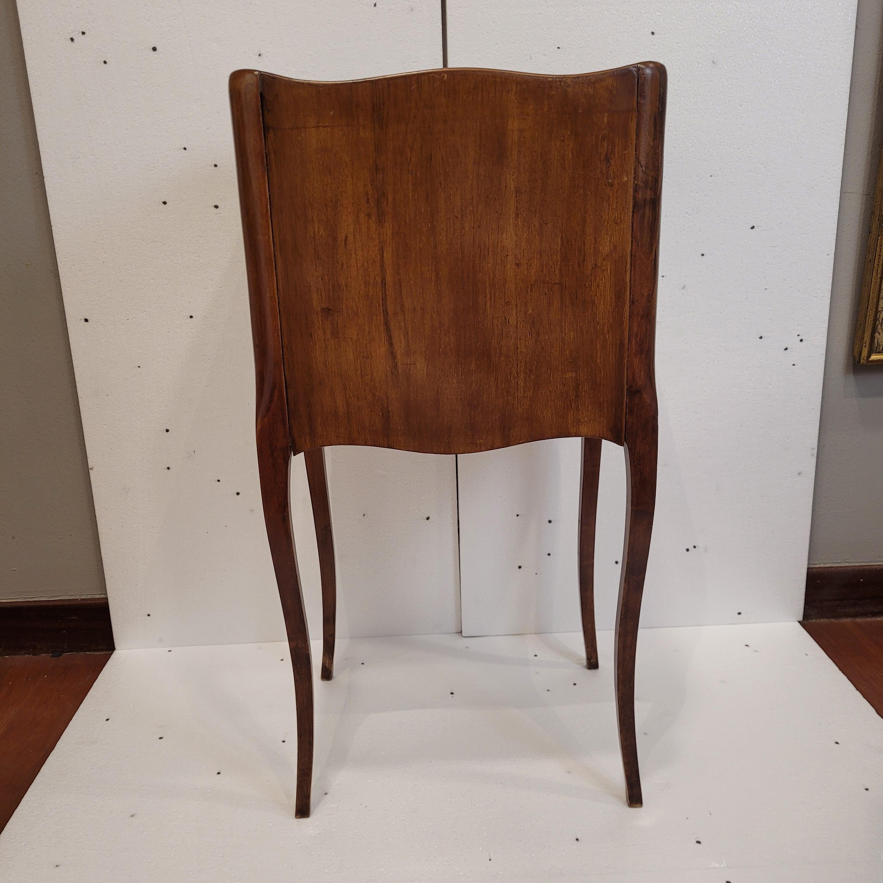 Tavolino francese trompe l'oeil, Napoleone III, legno, intarsi e pelle in vendita 10