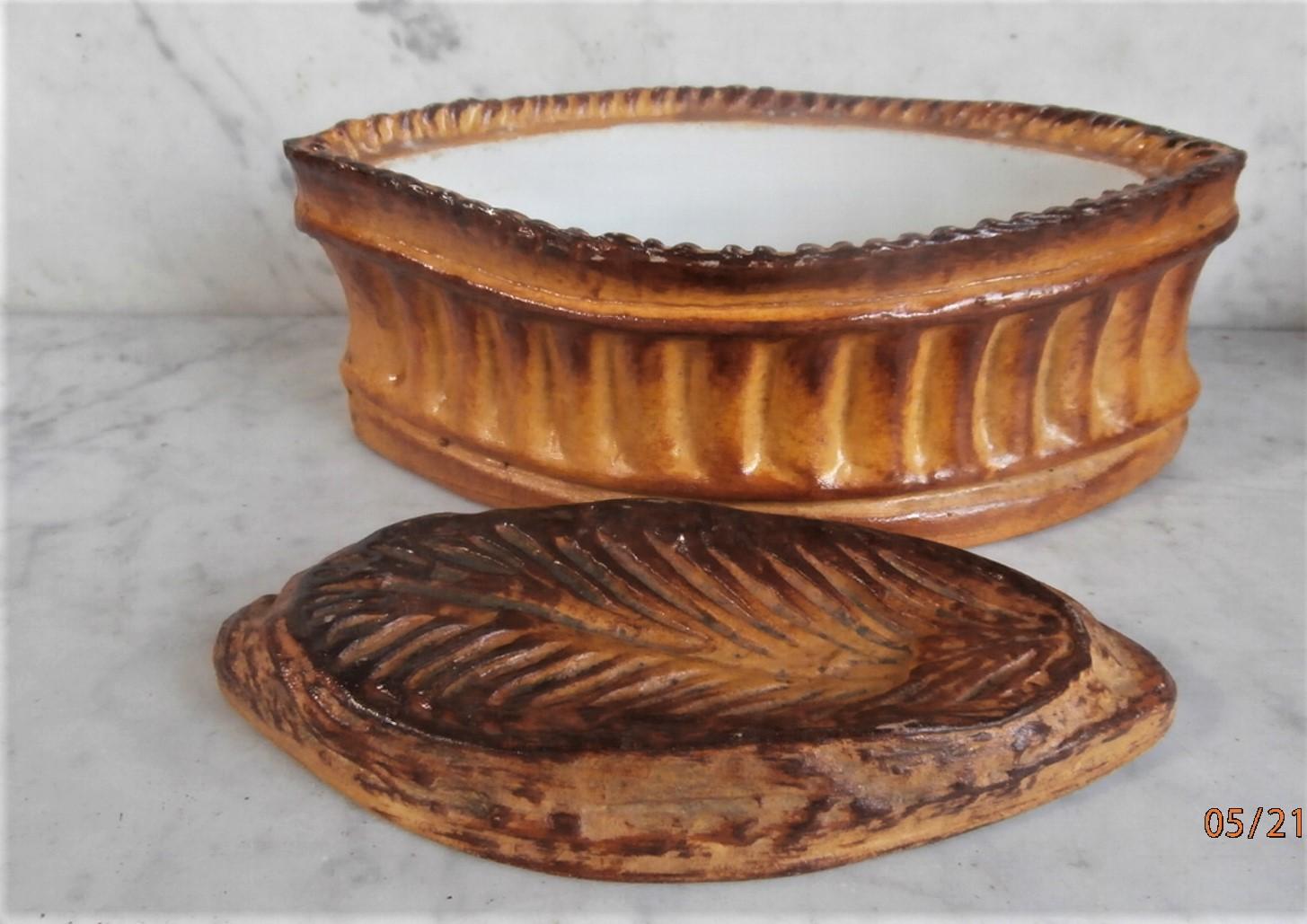 Sopera de paté de porcelana francesa trampantojo Pillivuyt Mehun en Bueno estado para la venta en Austin, TX