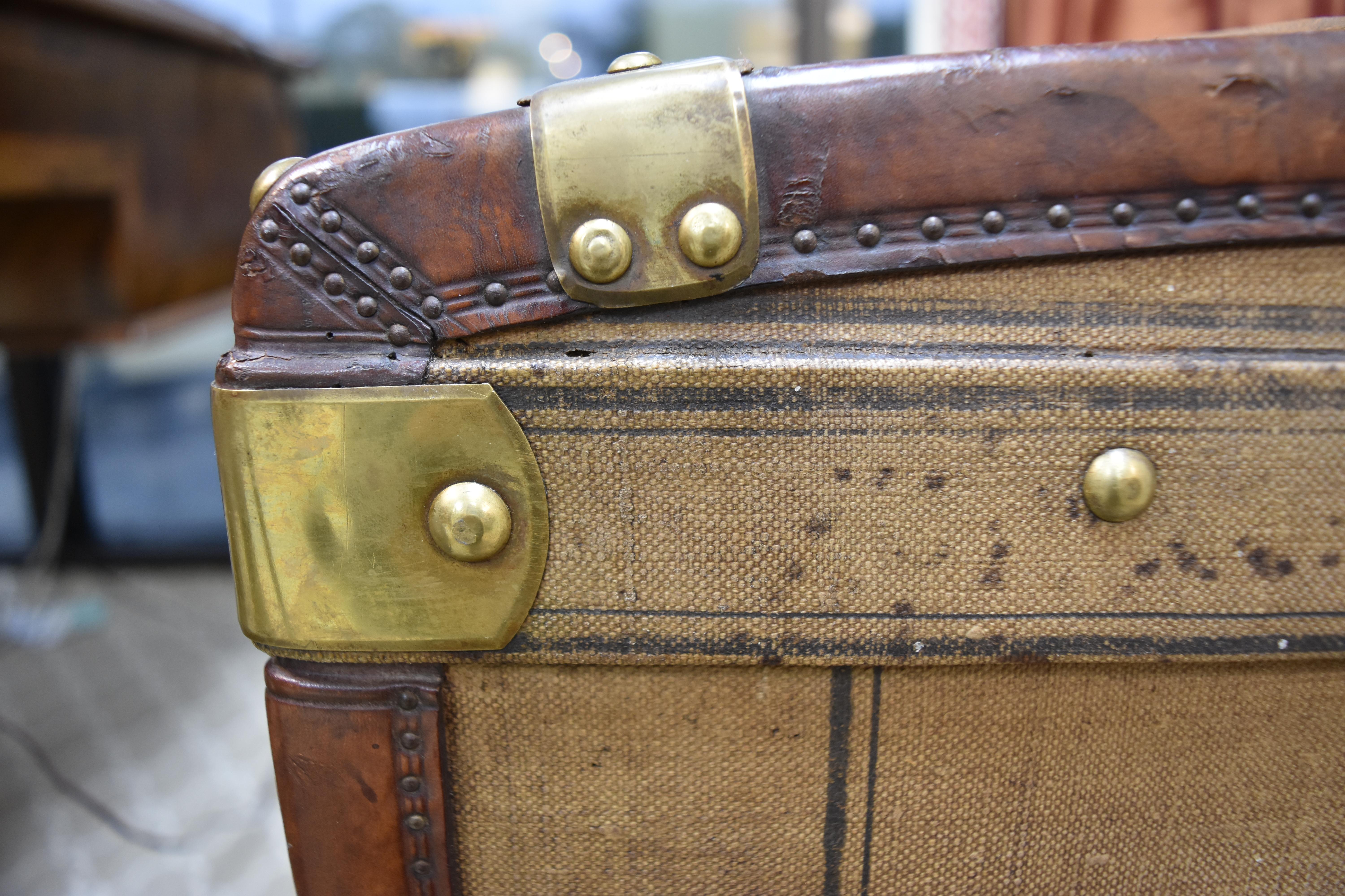 French Trunk, circa 1872 For Sale 4