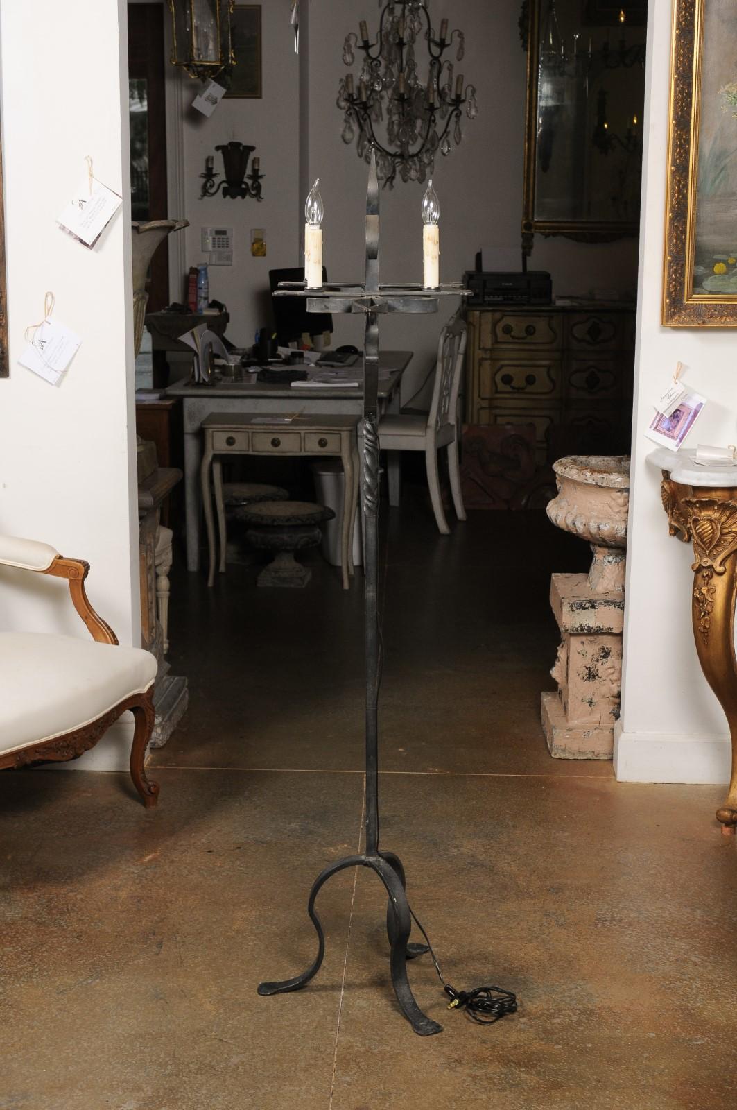 French Turn of the Century Candelabras Style Four-Light Wrought-Iron Floor Lamp For Sale 7