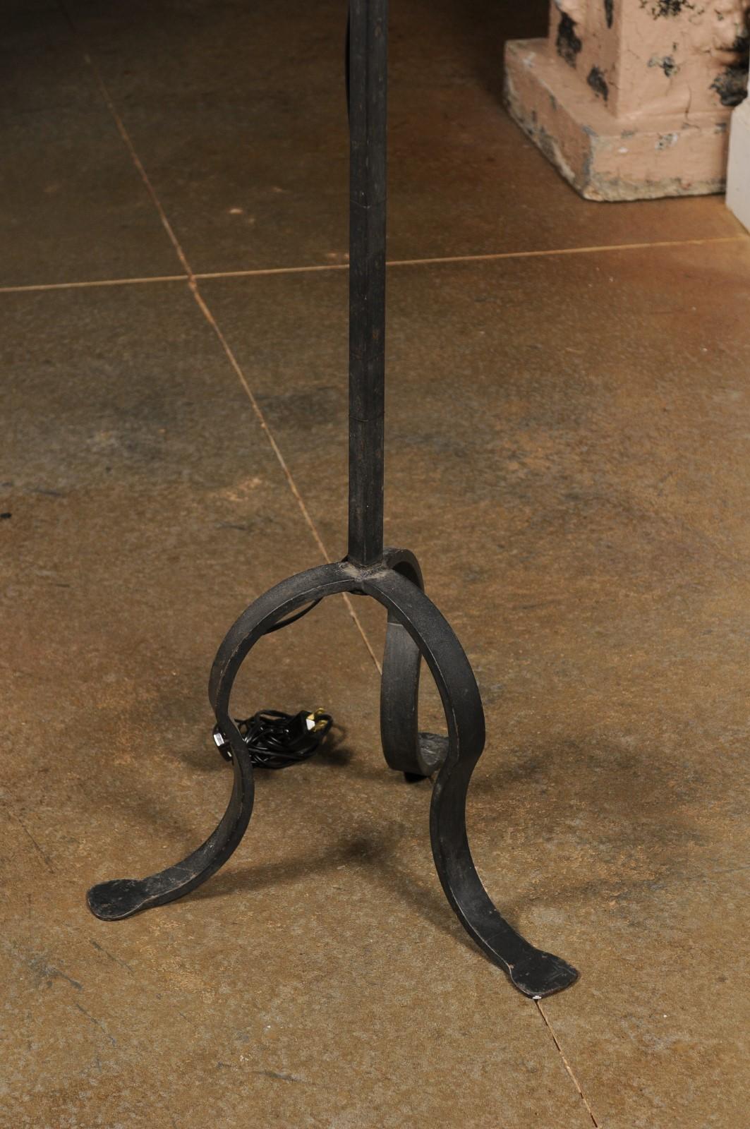 20th Century French Turn of the Century Candelabras Style Four-Light Wrought-Iron Floor Lamp For Sale