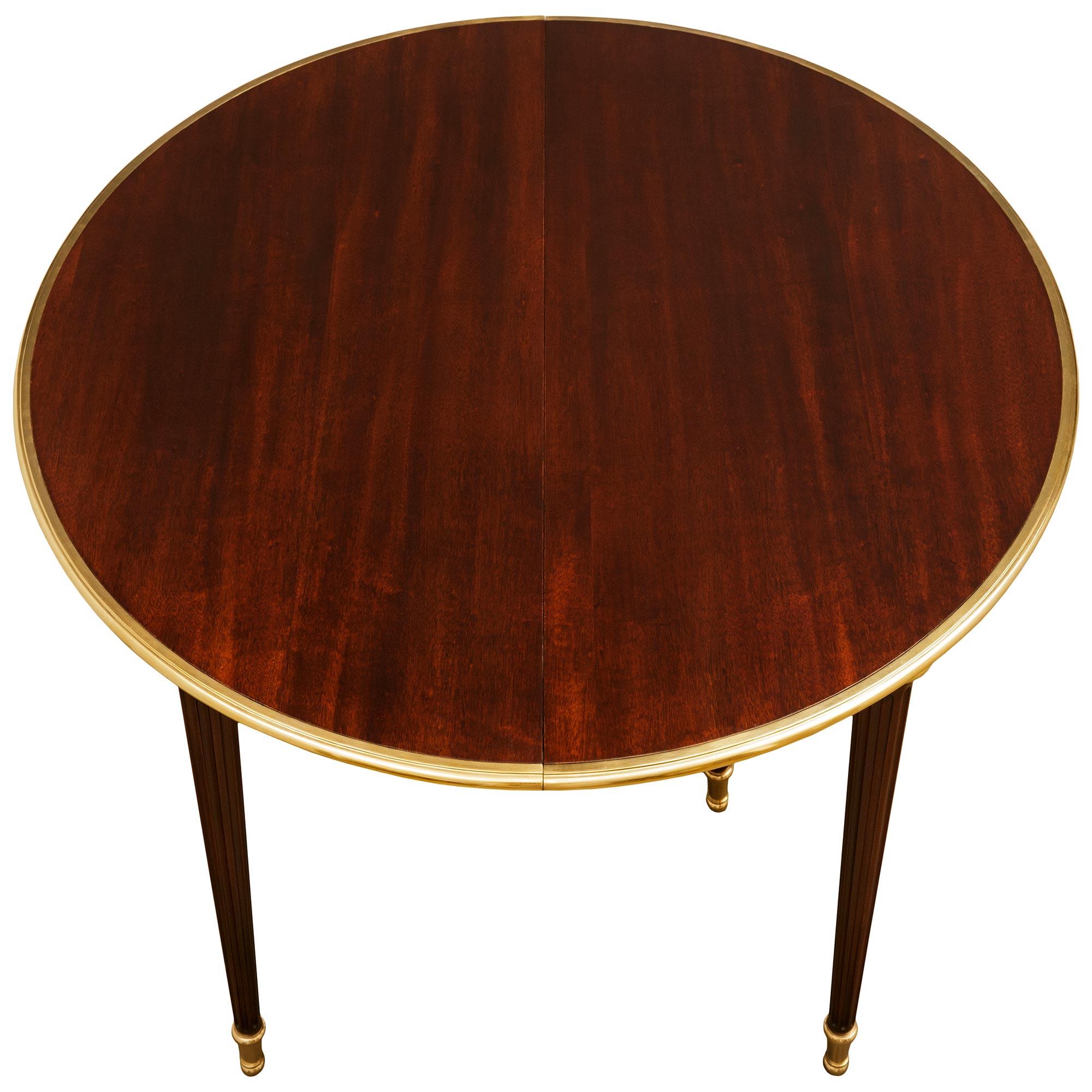 French Turn of the Century Louis XVI st. Mahogany and Ormolu dining table For Sale 6