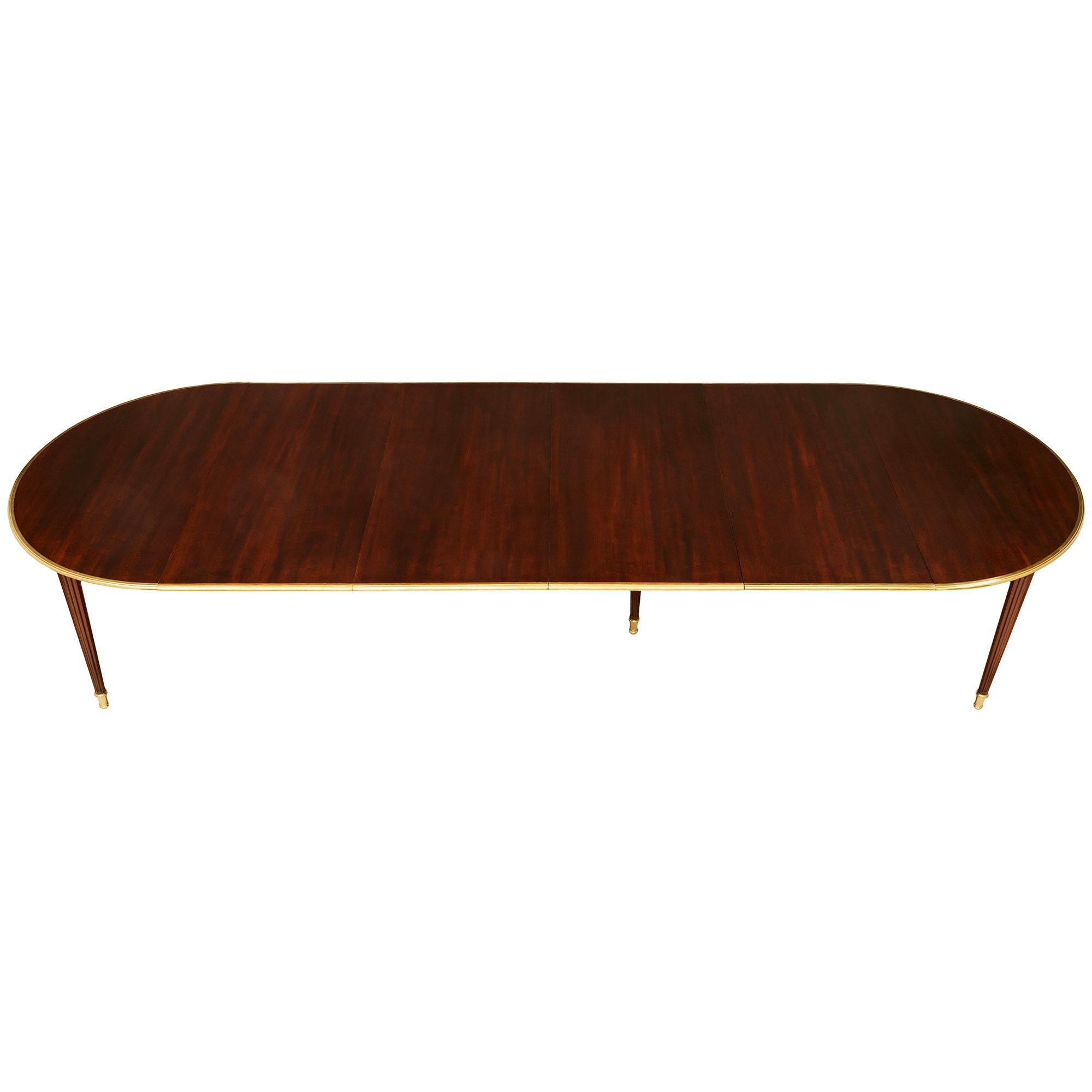 French Turn of the Century Louis XVI st. Mahogany and Ormolu dining table For Sale 5