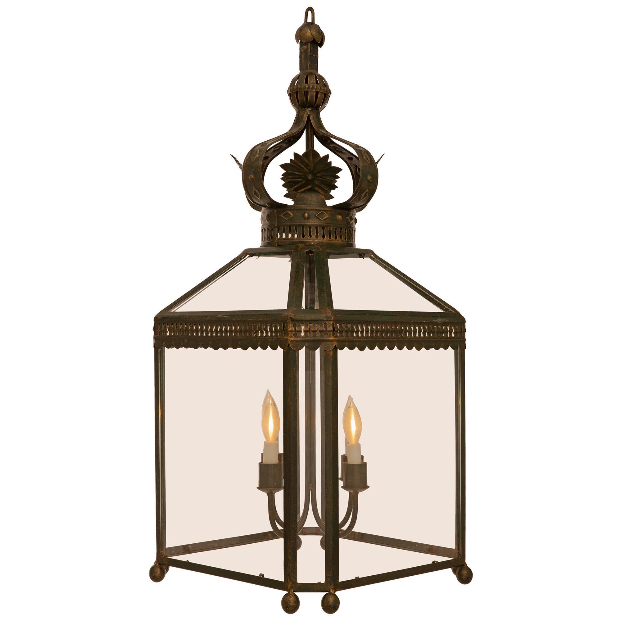 French Turn of the Century Louis XVI st. Wrought Iron lantern In Good Condition For Sale In West Palm Beach, FL