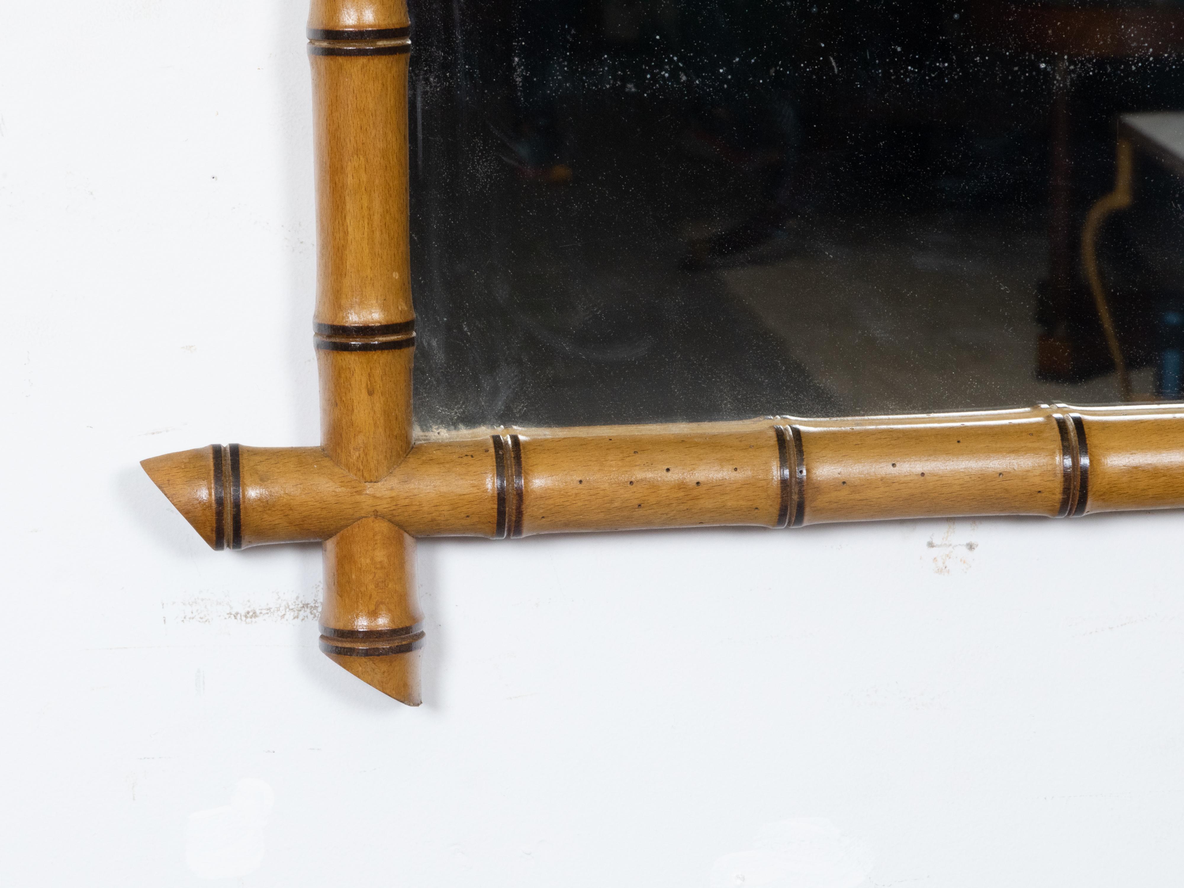French Turn of the Century Walnut Faux Bamboo Light Brown Wall Mirror, 1900s In Good Condition For Sale In Atlanta, GA