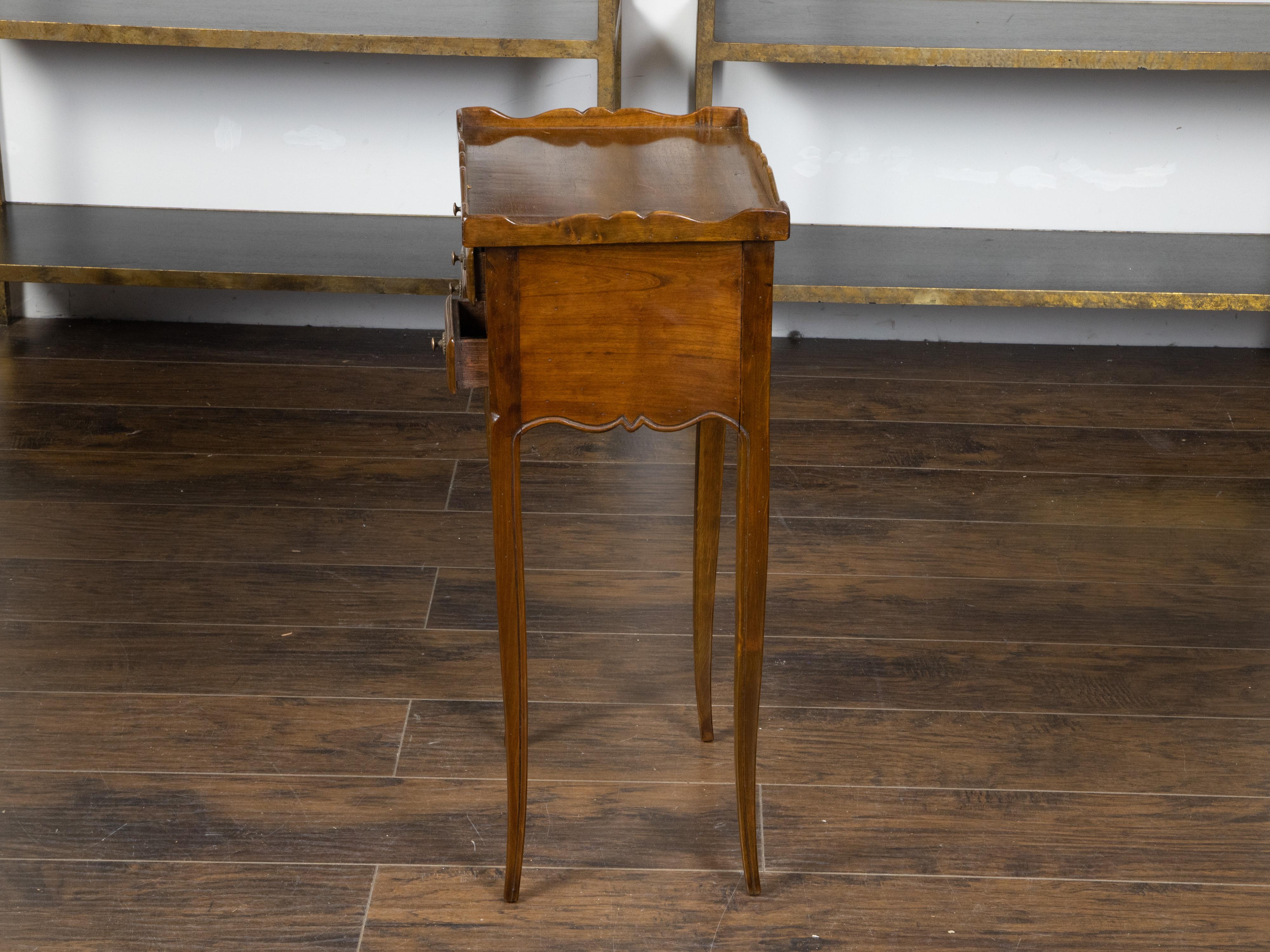 French Turn of the Century Walnut Side Table with Carved Tray Top and Drawers For Sale 4