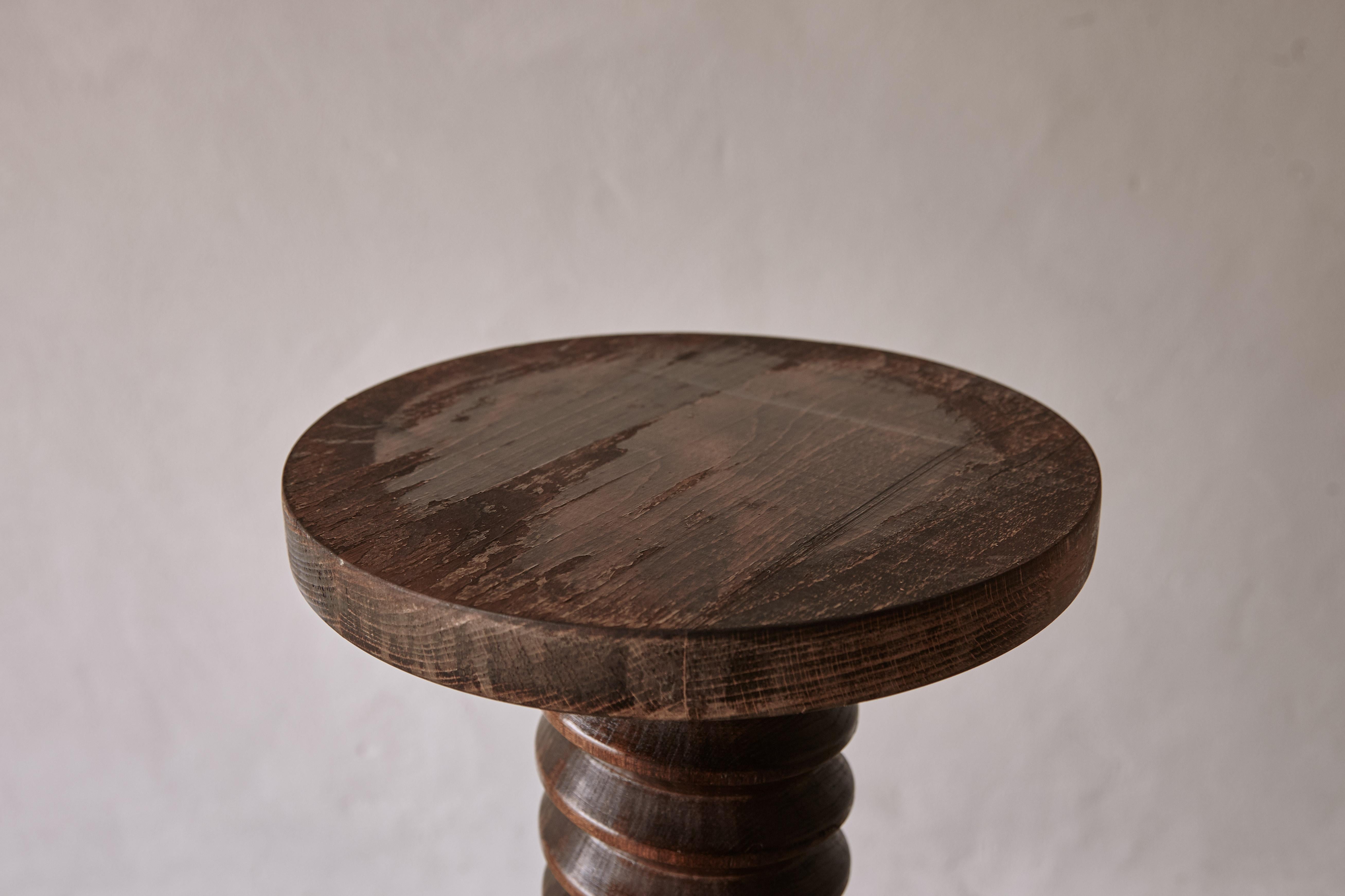 French Turned Oak Pedestal, in the Style of Charles Dudouyt, 1940s / 50s 1