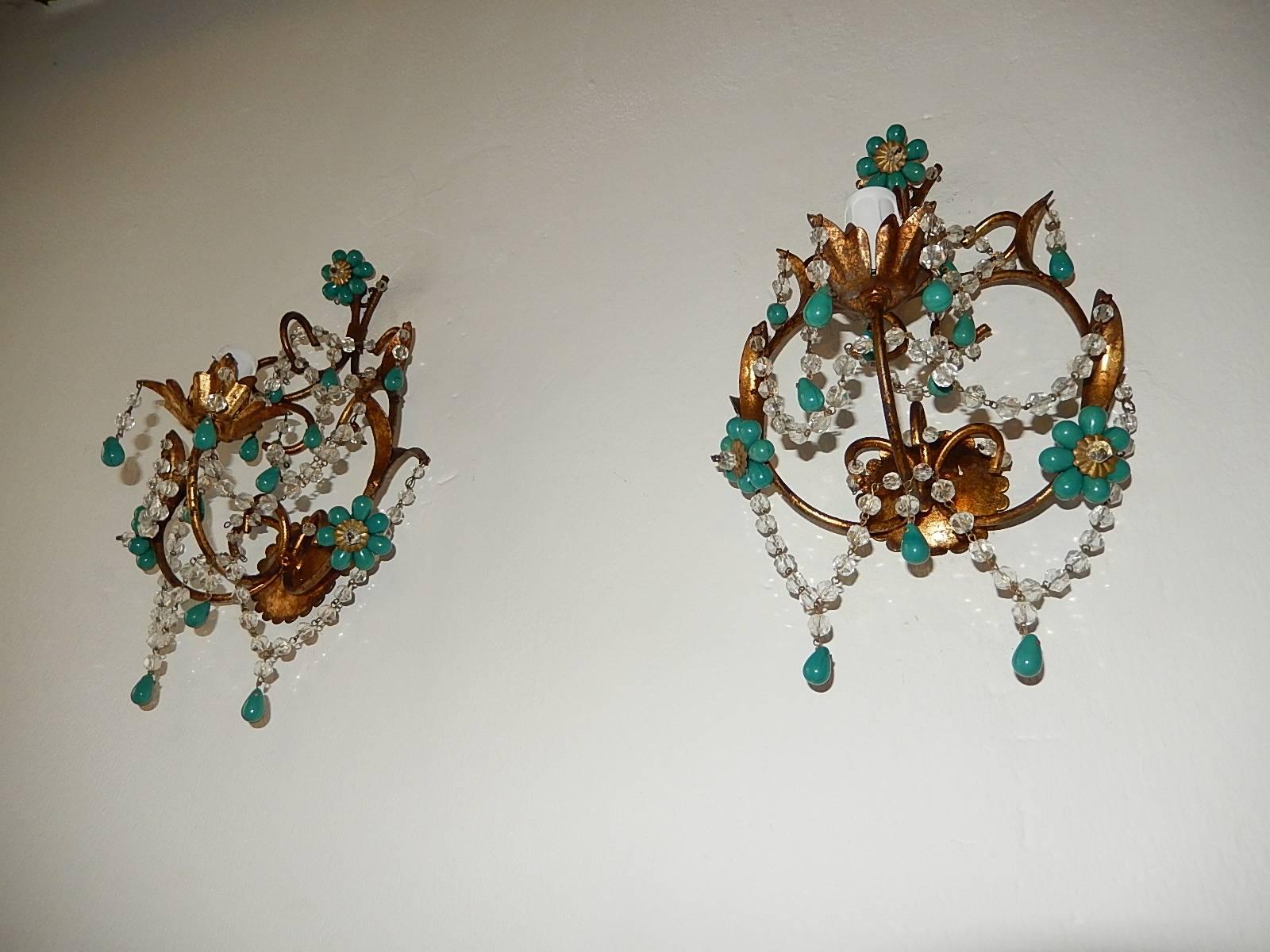 French Turquoise Green Murano Beads Rock Crystal Swags Sconces In Excellent Condition In Modena (MO), Modena (Mo)