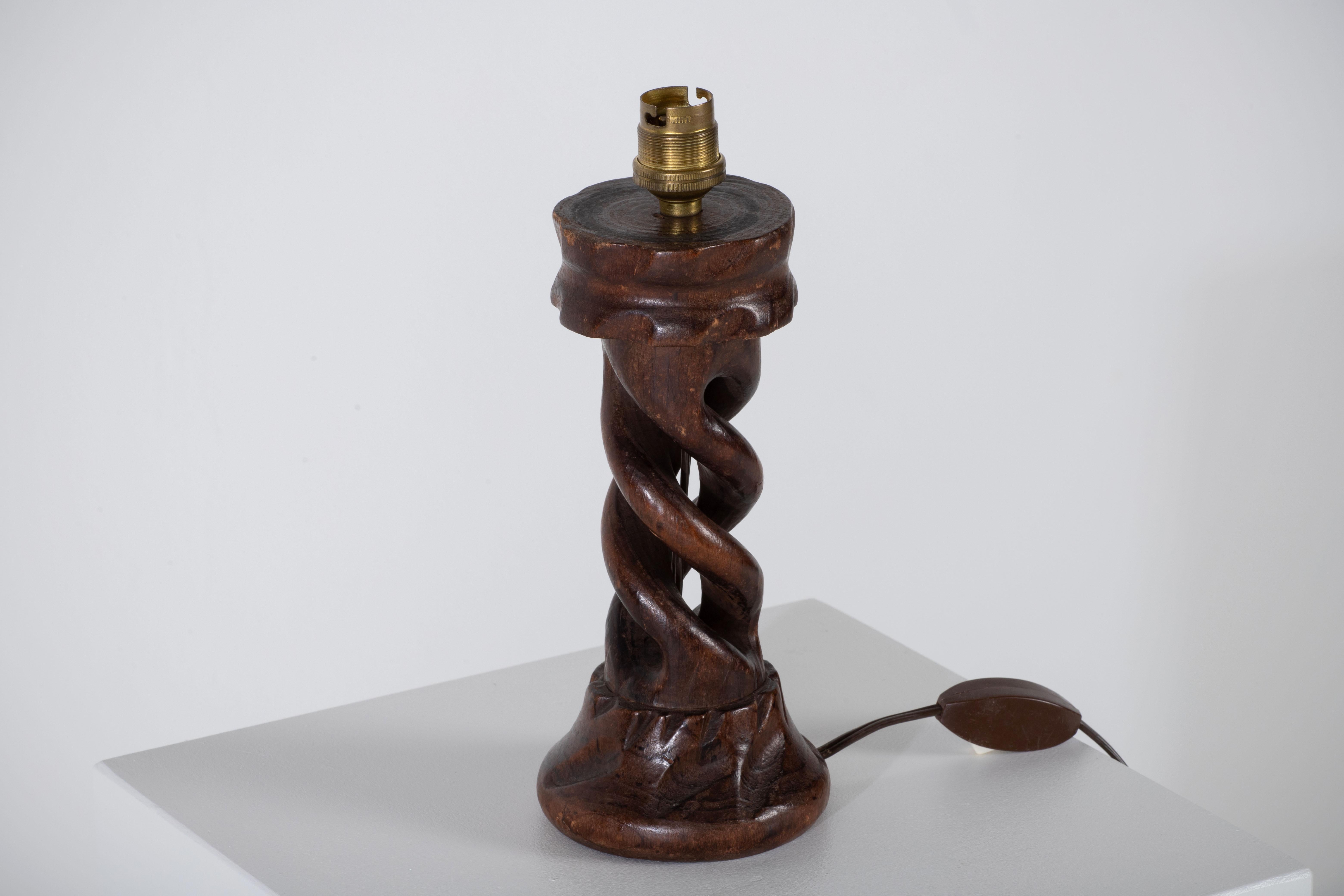 French Twist Turned Table Lamp, France, 1940 In Good Condition For Sale In Wiesbaden, DE