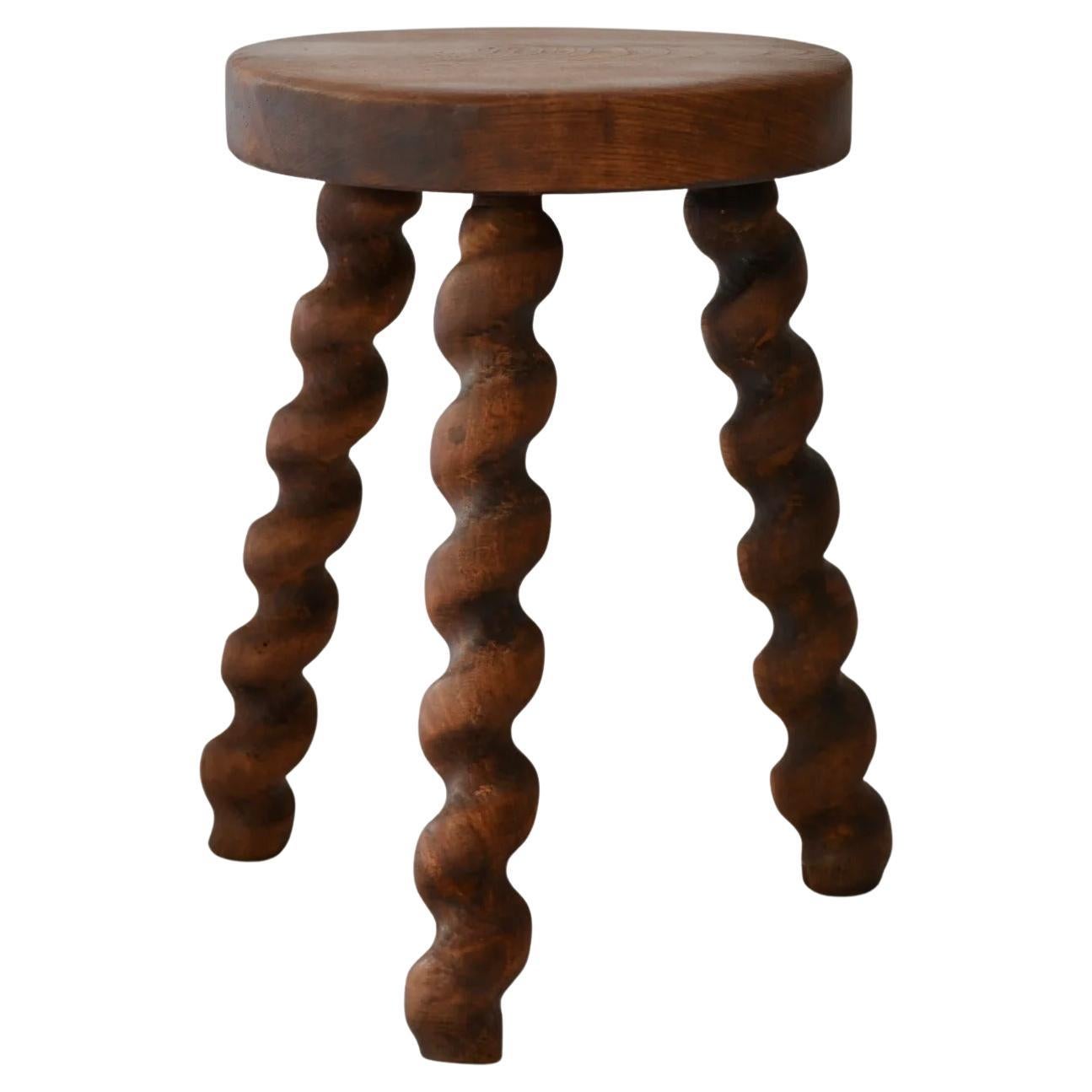 Table d
appoint / tabouret torsadé français en vente